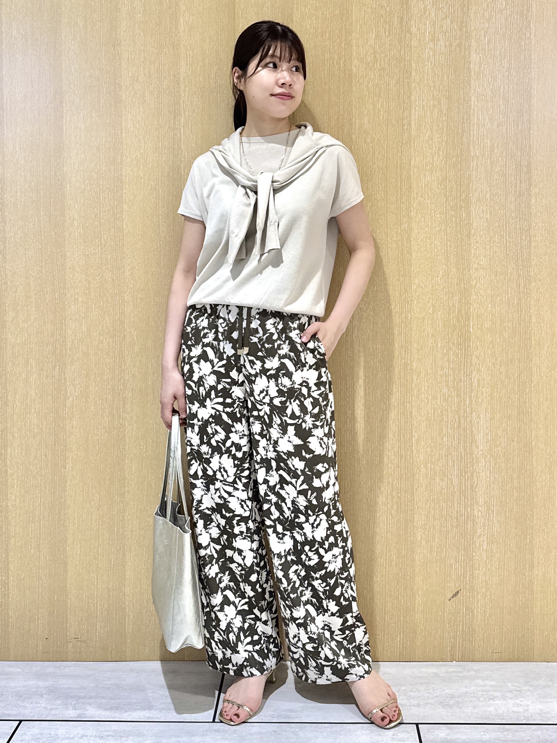 nanaさんの「UNTITLED｜【9色展開/アンサンブル可】コットンクルーネックカーディガン」を使ったコーディネート
