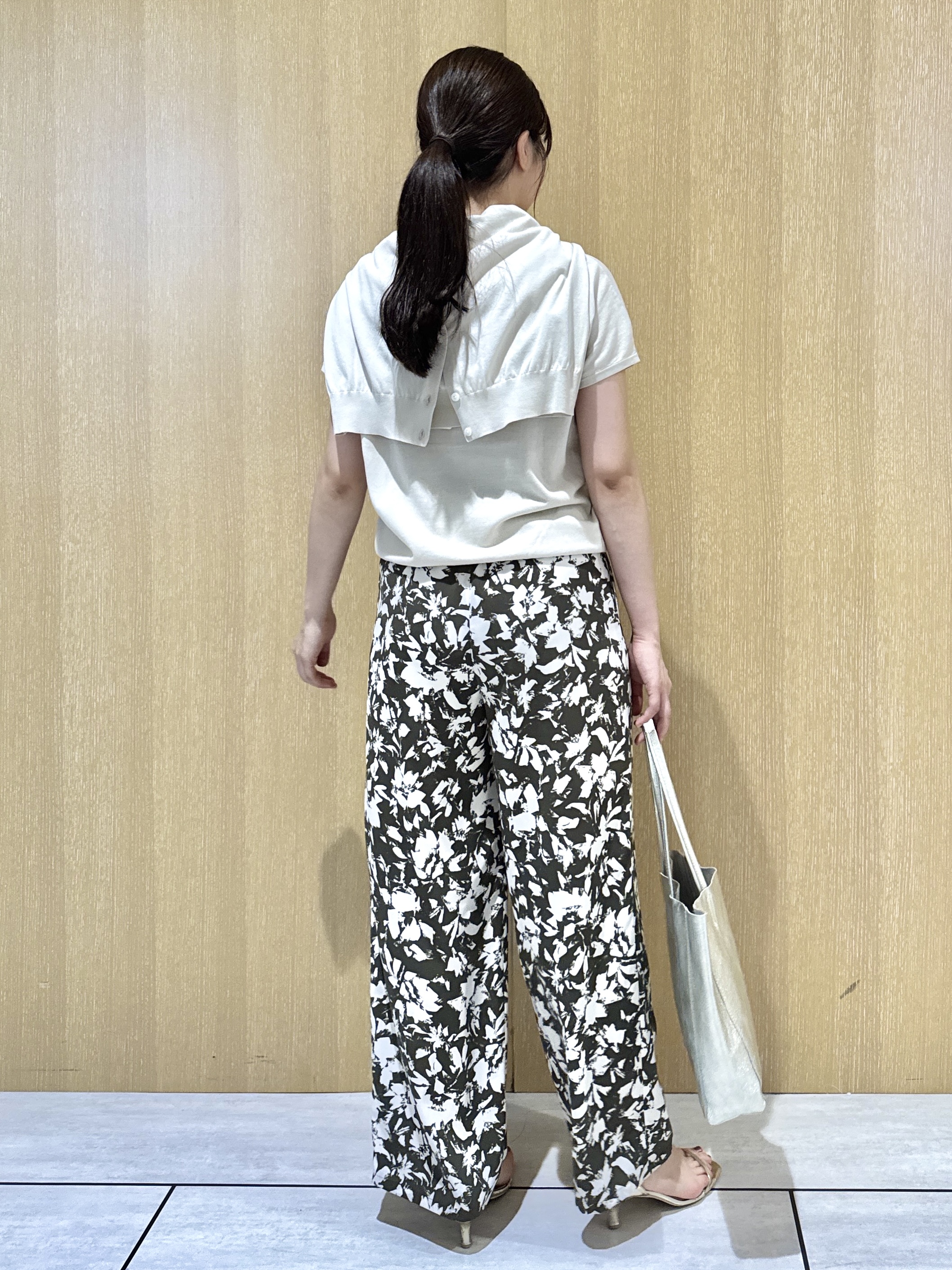 nanaさんの「UNTITLED｜【9色展開/アンサンブル可】コットンクルーネックカーディガン」を使ったコーディネート