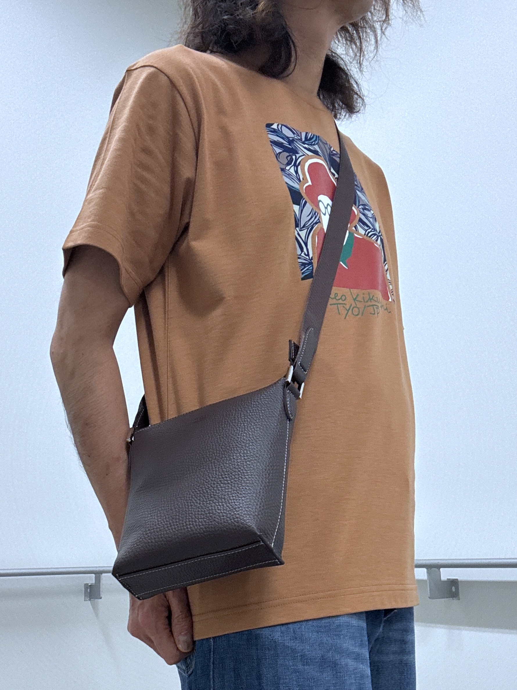 おーのさんの「TAKEO KIKUCHI｜ポートレートアートＴシャツ」を使ったコーディネート