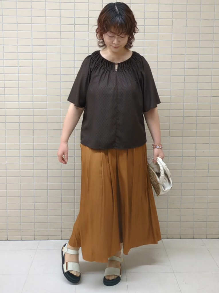 ハム太郎さんの「Reflect｜【TARANGO】雑材トートバッグ」を使ったコーディネート