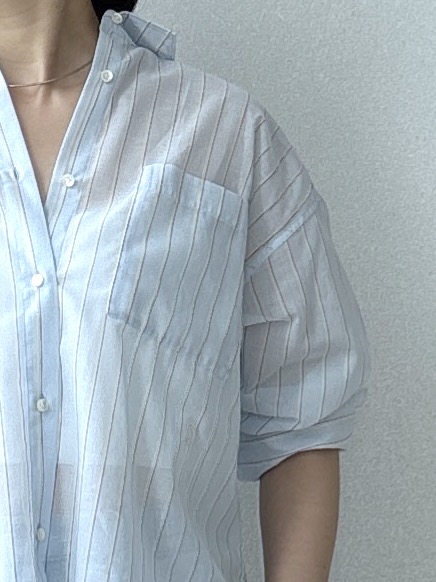 saitoさんの「DRESSTERIOR｜シアー ストライプシャツ」を使ったコーディネート