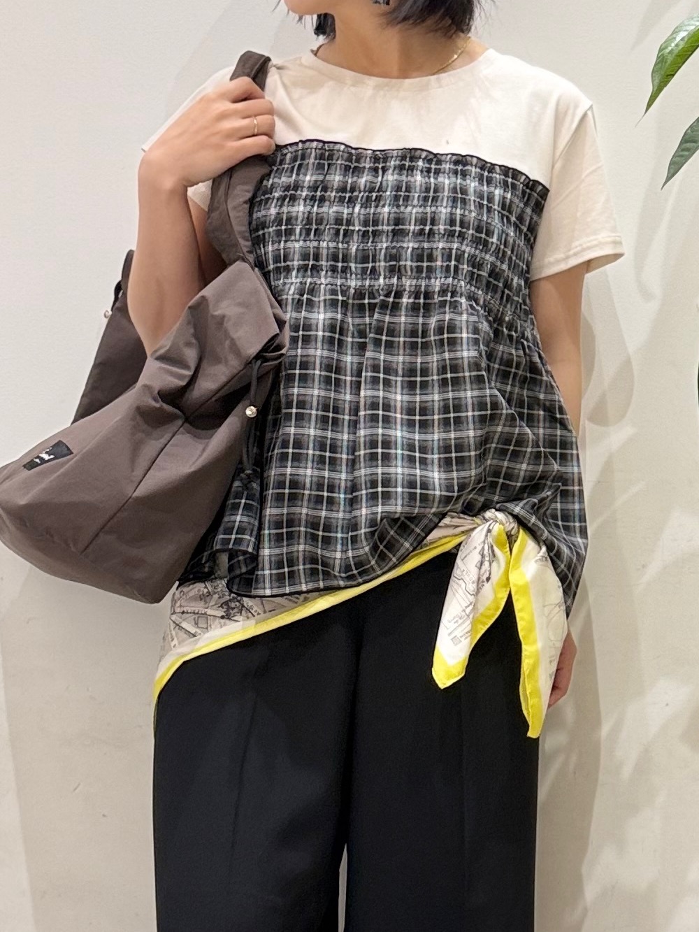 misakiさんの「SHOO･LA･RUE｜【S-LL/洗濯機可】着るだけサマ見え 柄アソートビスチェ風ドッキングTシャツ」を使ったコーディネート