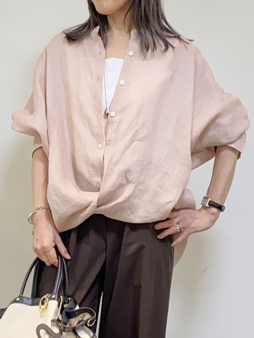 tomoさんの「UNTITLED｜【麻100】リネンドルマンシャツ」を使ったコーディネート