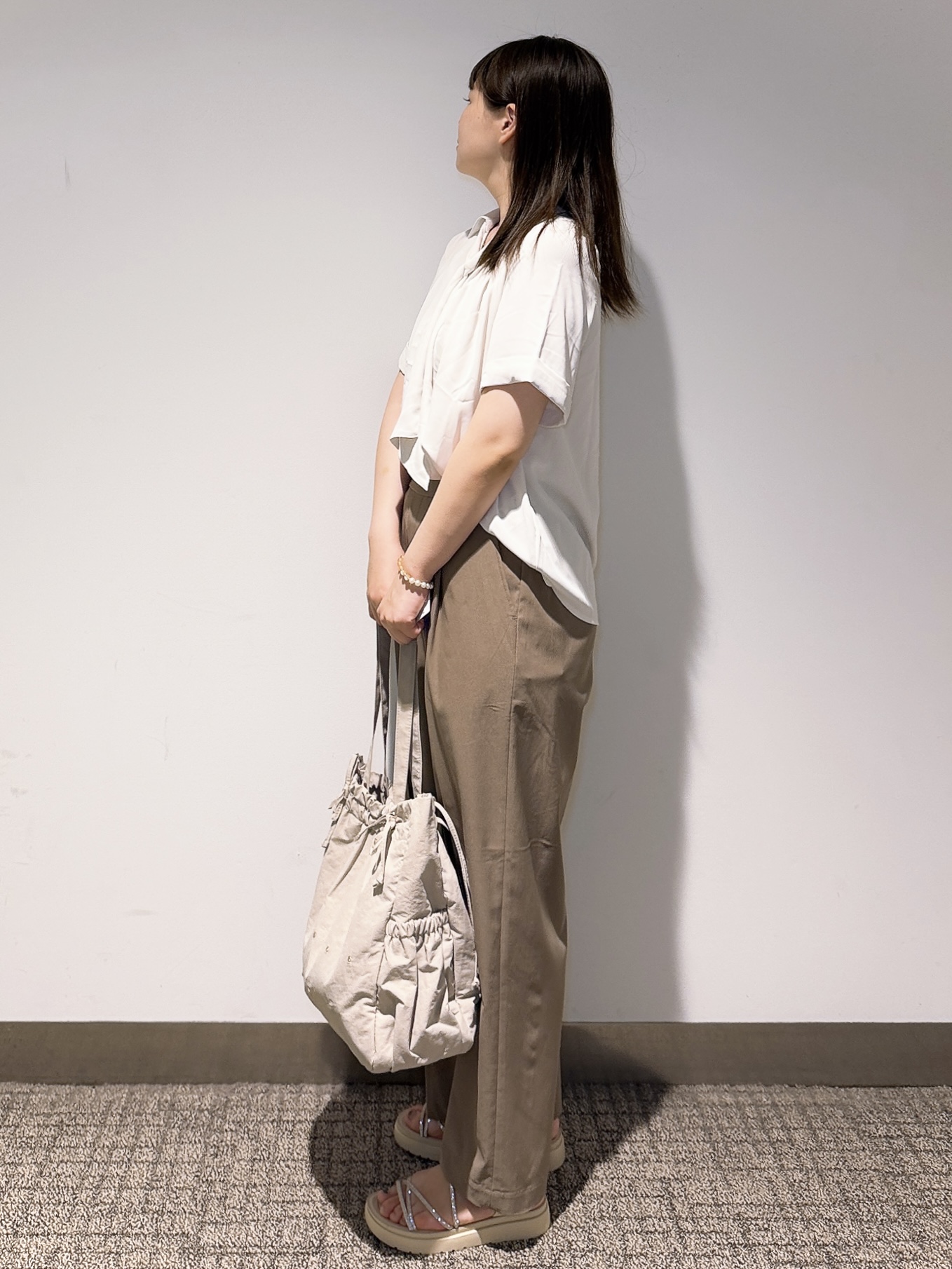 みーさんの「grove｜半袖になって再登場！【洗える】チャーム付きマルチWAYボウタイブラウス」を使ったコーディネート