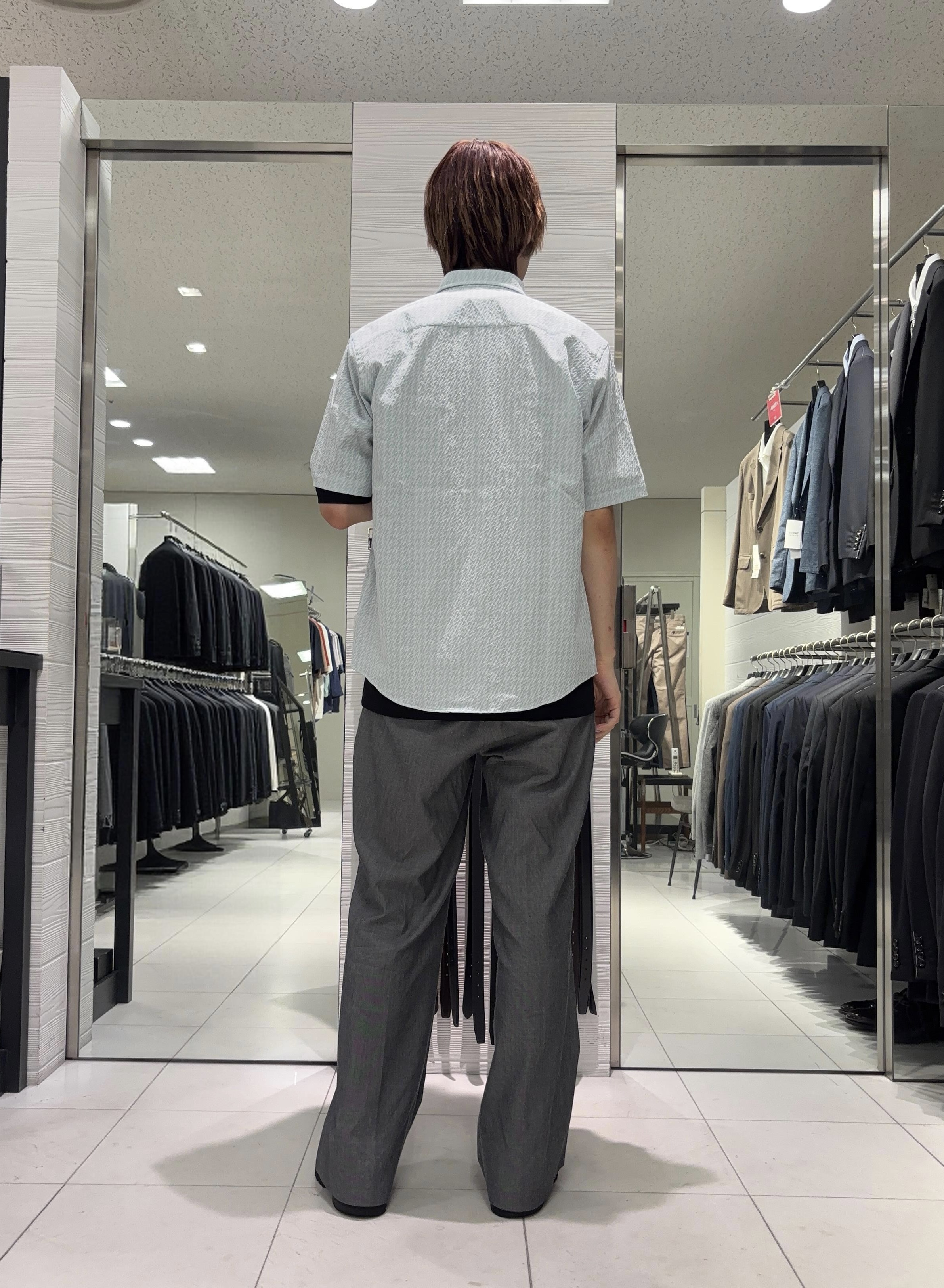 こうへいさんの「TAKEO KIKUCHI｜播州織り 千鳥 半袖シャツ」を使ったコーディネート