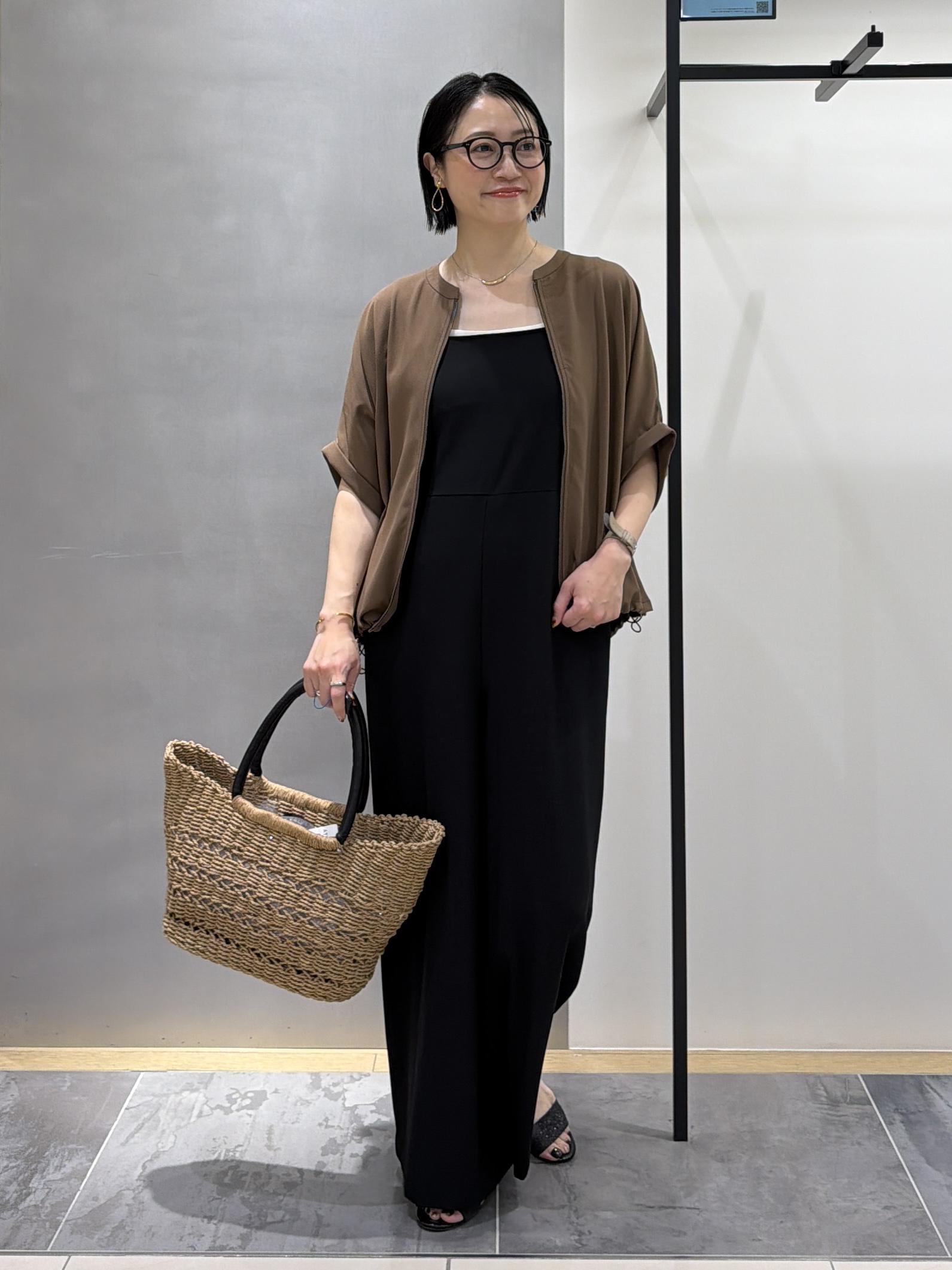 shihoさんの「INDIVI｜【着る日傘】キャミソールサロペット」を使ったコーディネート