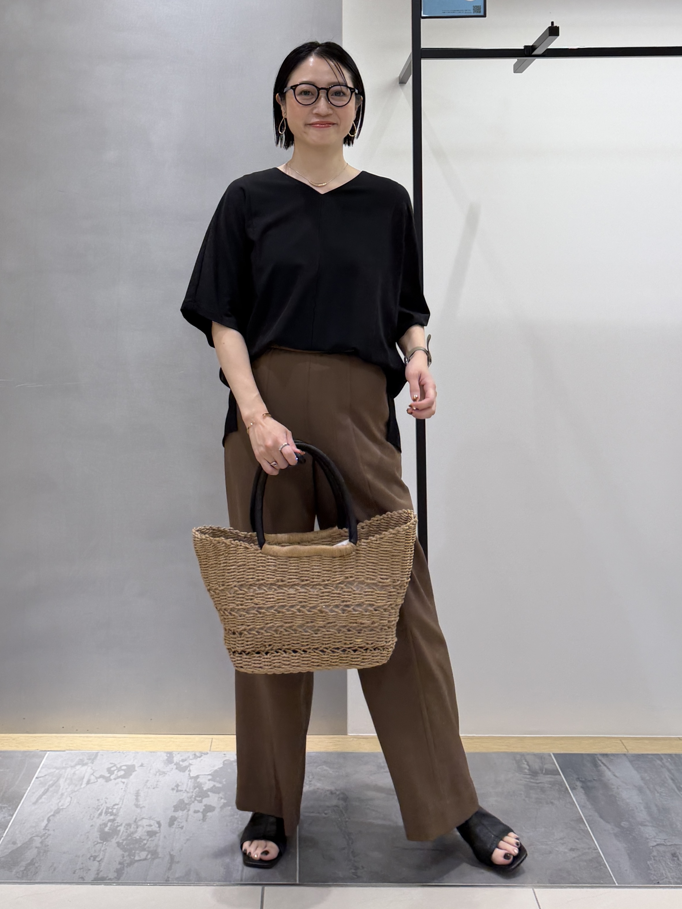 shihoさんの「INDIVI｜【着る日傘】ドルマントップス」を使ったコーディネート