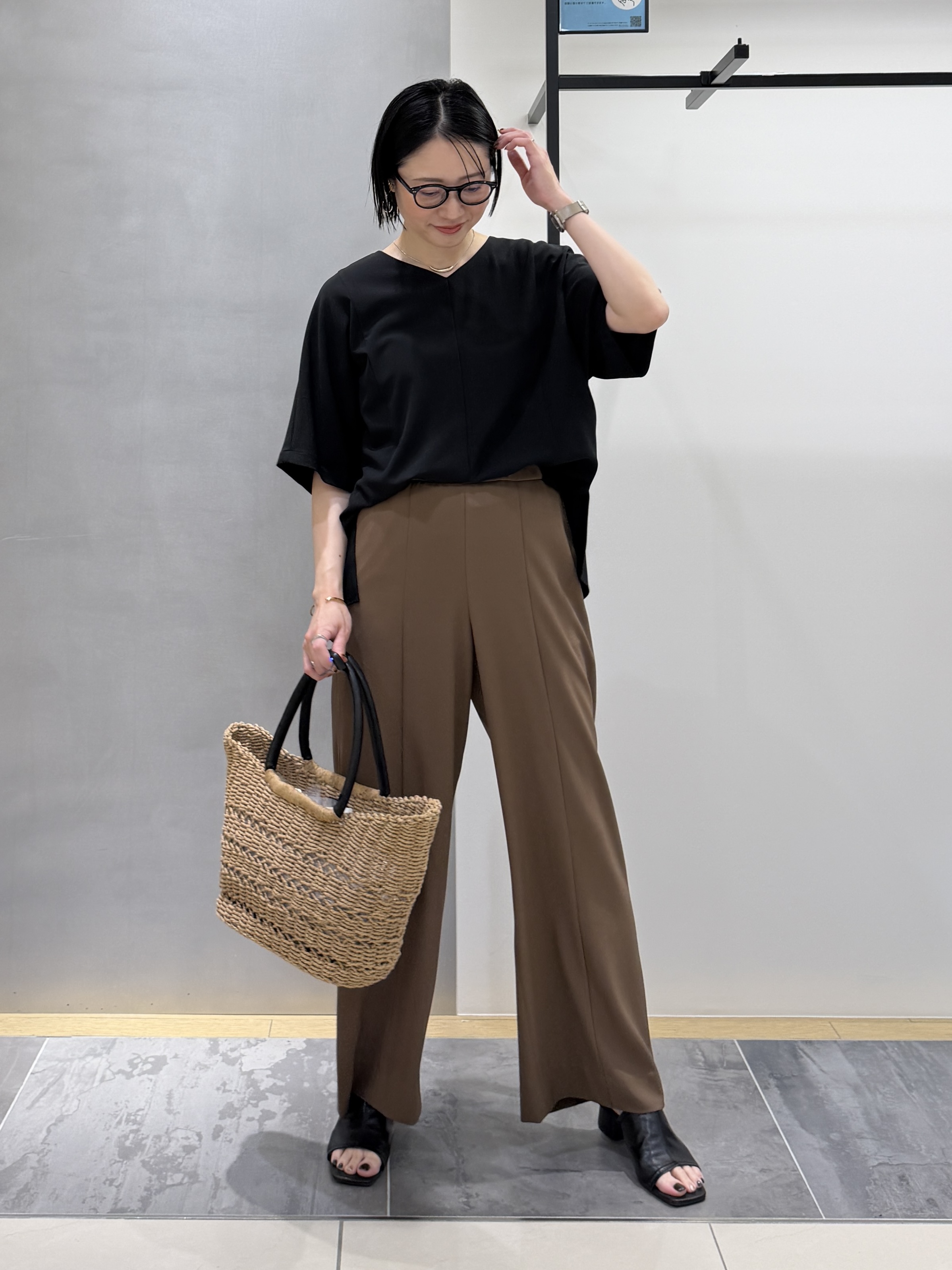 shihoさんの「INDIVI｜【着る日傘】ドルマントップス」を使ったコーディネート