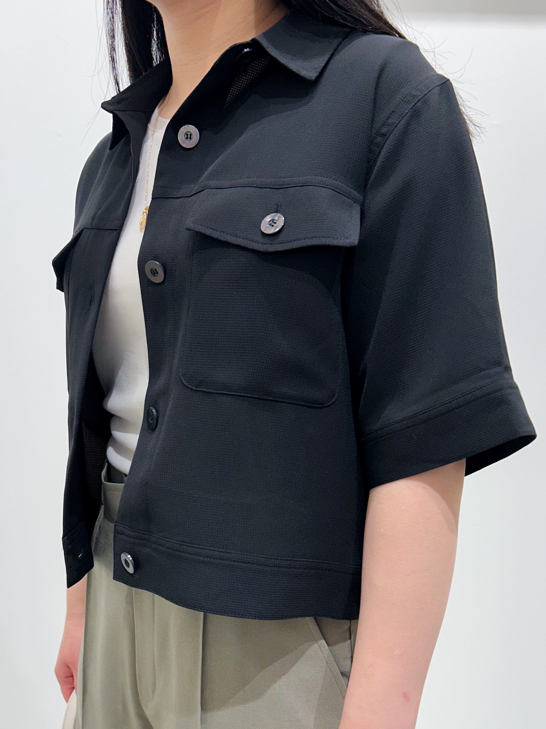 seinaさんの「grove｜【吸水速乾・通気性・洗える】衿付きハーフジャケット」を使ったコーディネート
