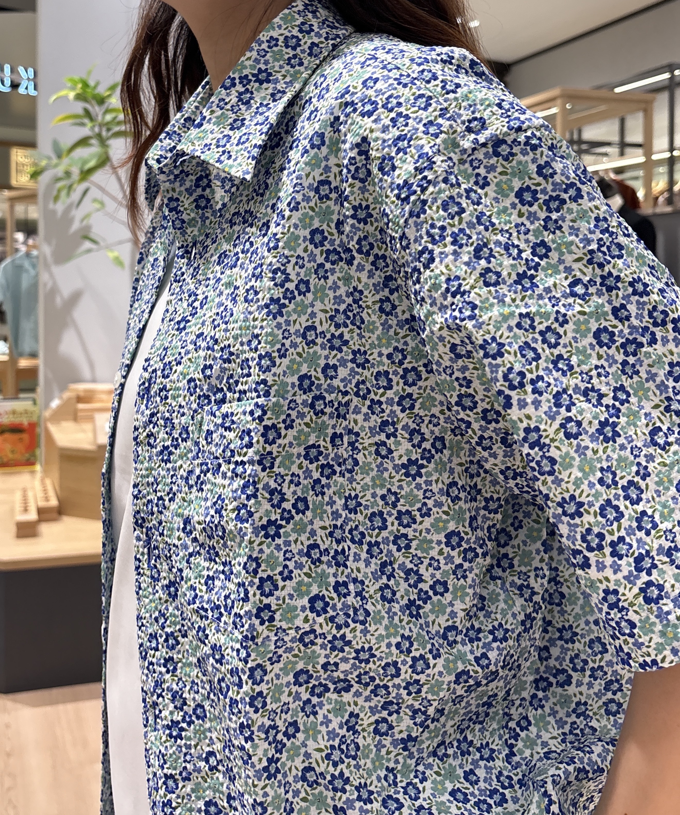 よぴさんの「TAKEO KIKUCHI｜【銘品】播州織り ヘリンボン ストレートパンツ」を使ったコーディネート