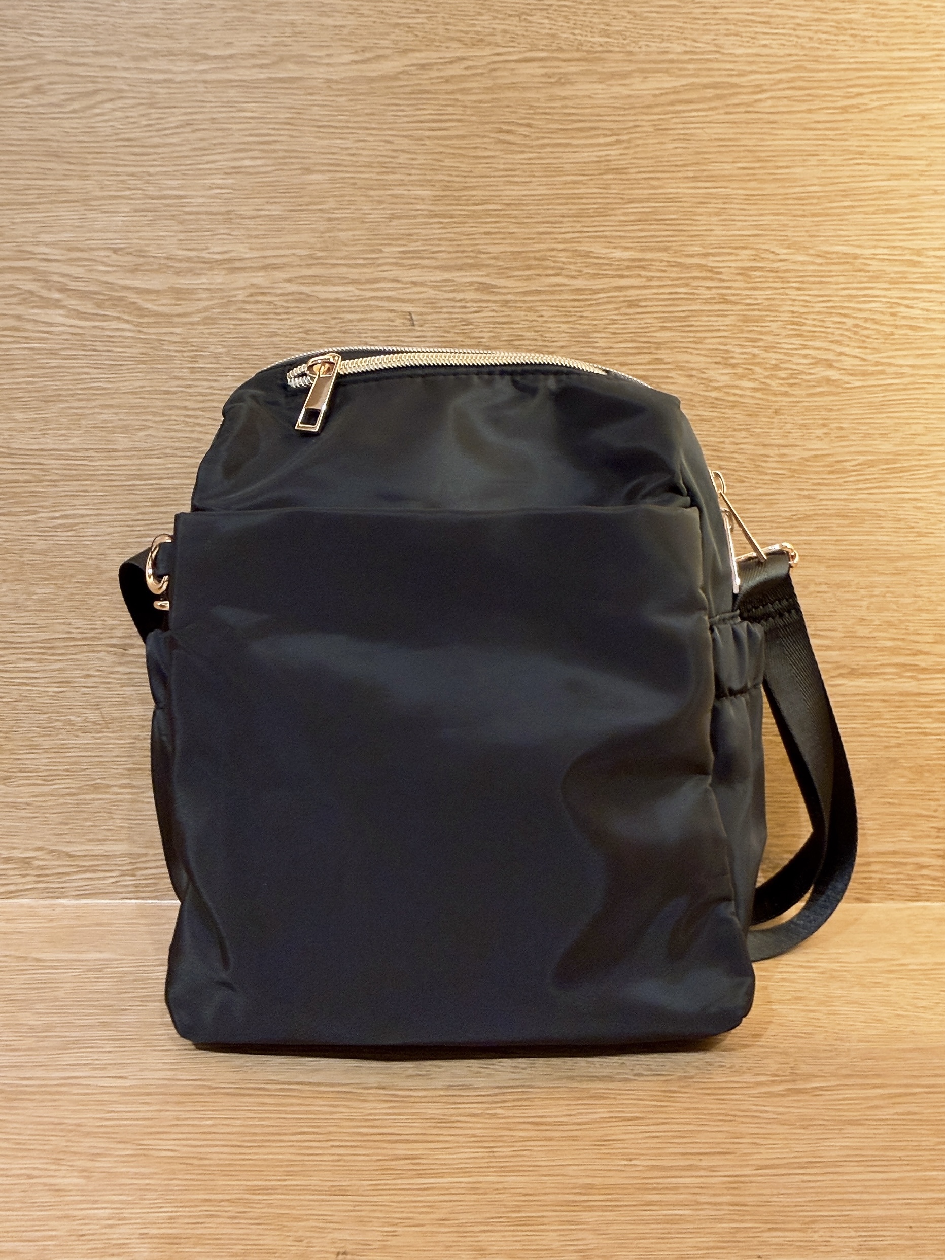みーさんの「grove｜【洗える・体型カバー】レースドルマンシャツ」を使ったコーディネート