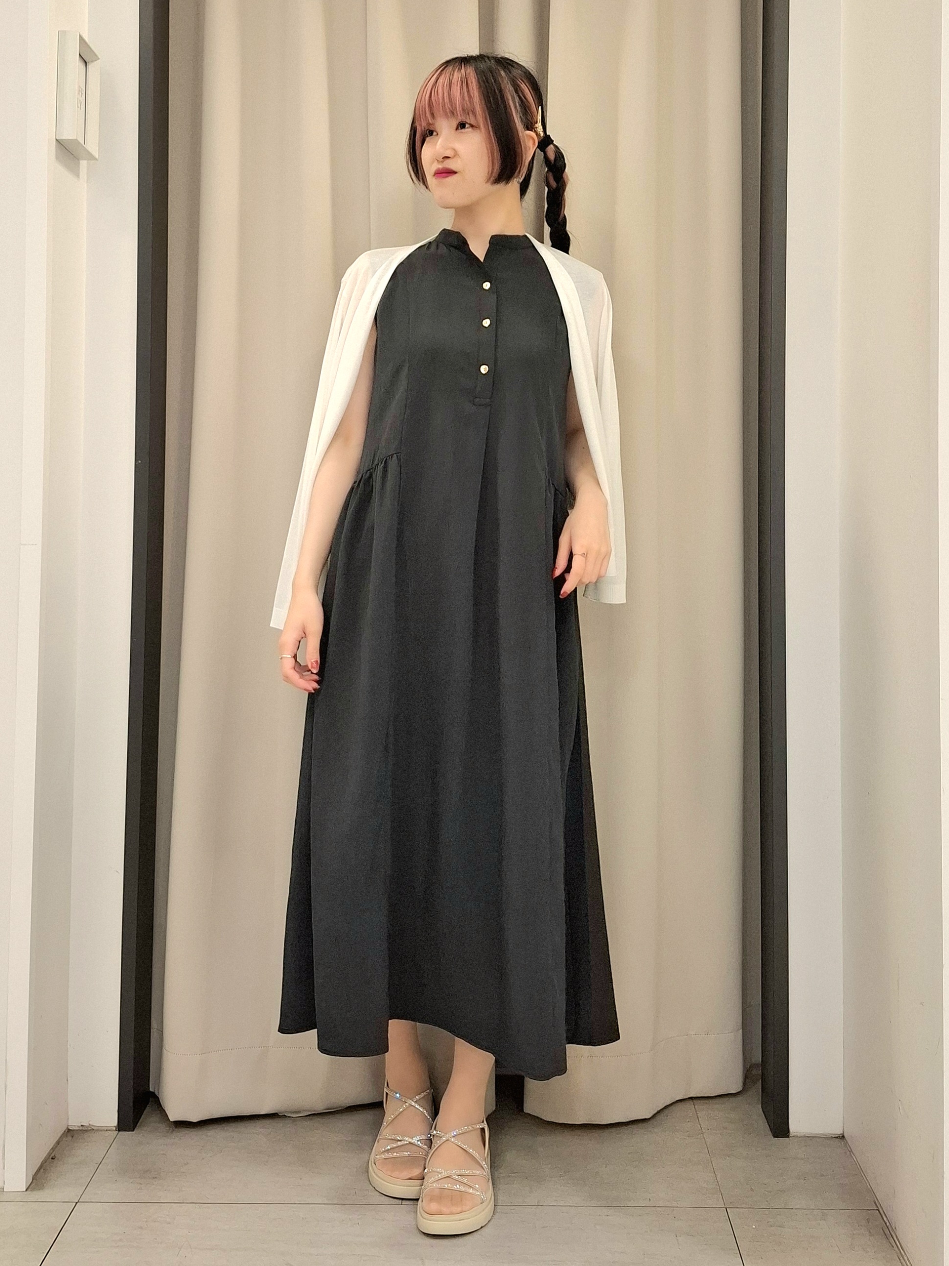 なーちゃんさんの「grove｜高評価！【接触冷感／UVカットetc】ベーシックショートカーディガン」を使ったコーディネート