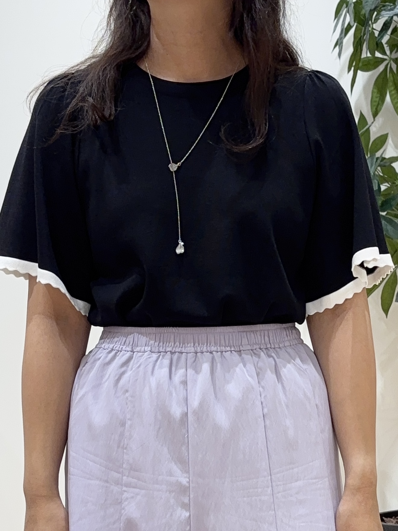miraiさんの「grove｜高評価！【シリーズ累計36万枚！名品ニット】やわらかドライタッチ スカラップスリーブニット」を使ったコーディネート