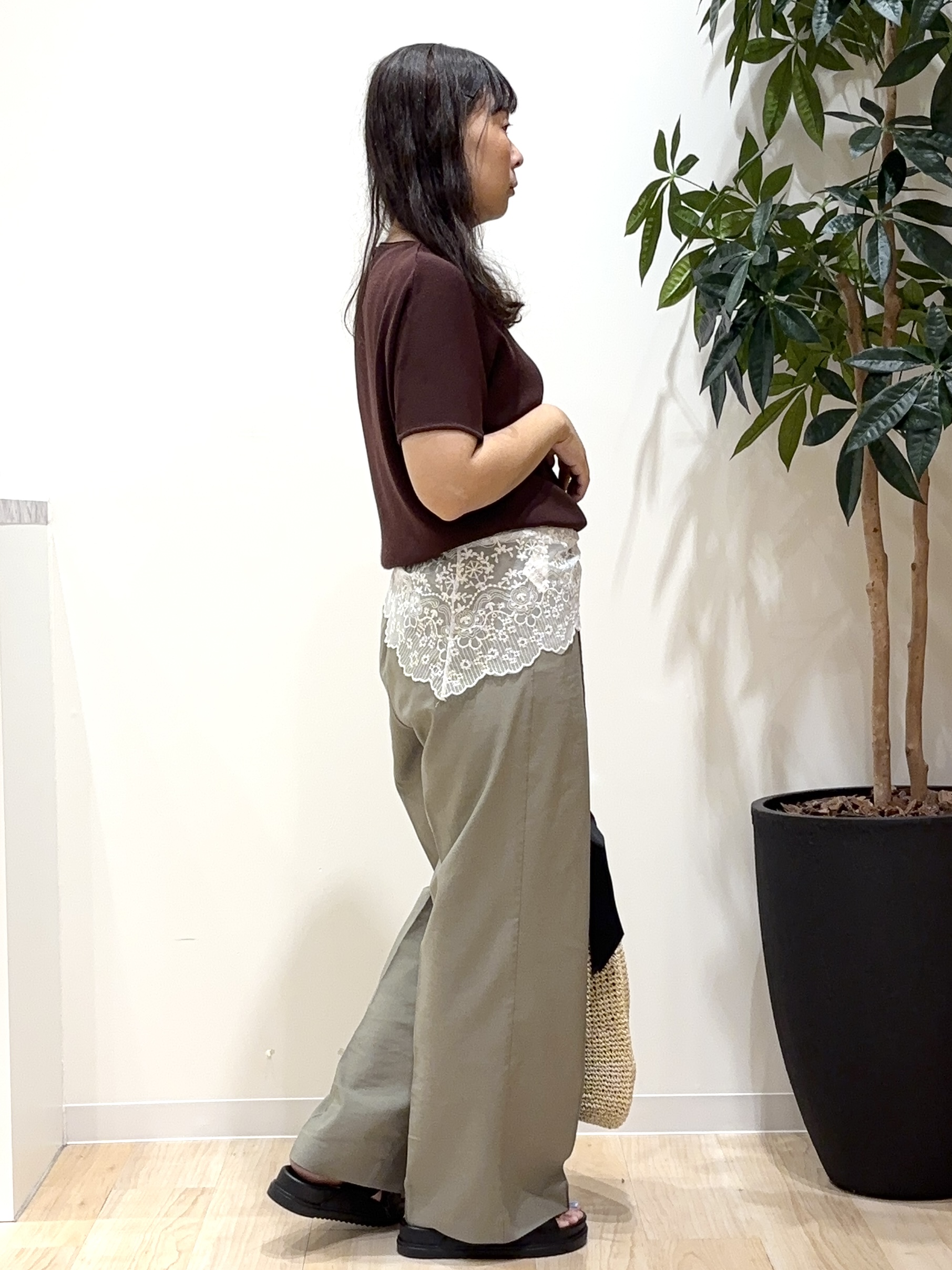 miraiさんの「grove｜【シリーズ累計36万枚！名品ニット】やわらかドライタッチ ドルマンニット」を使ったコーディネート