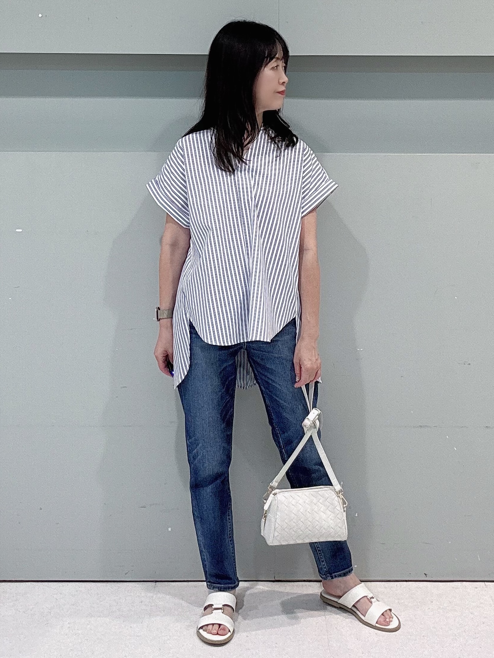 makiさんの「UNTITLED｜【多機能付き】バックプリーツデザインブラウス」を使ったコーディネート