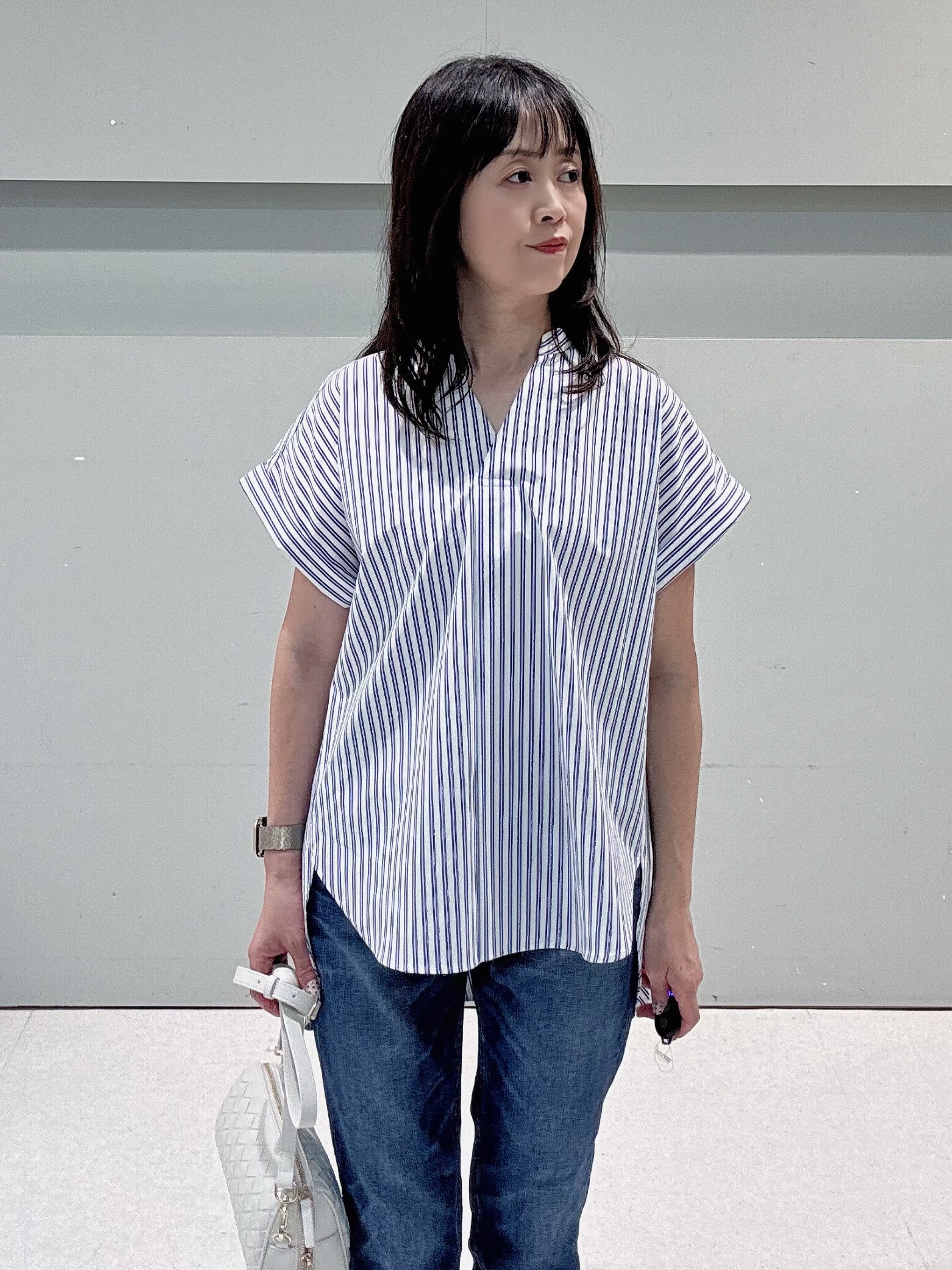 makiさんの「UNTITLED｜【多機能付き】バックプリーツデザインブラウス」を使ったコーディネート