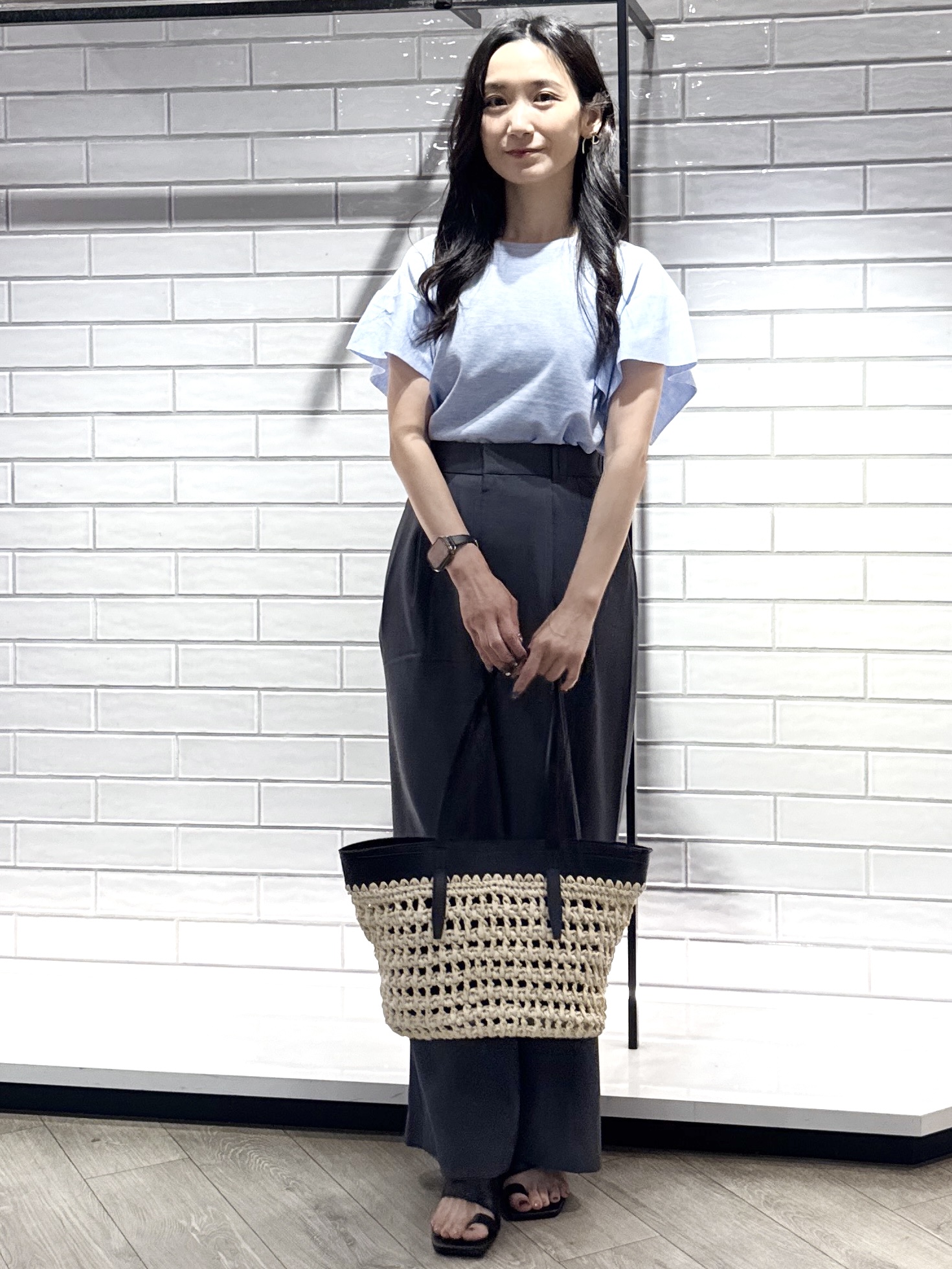 yuicciさんの「OPAQUE.CLIP｜『STORY Web7月掲載』ドライタッチラメニット《UV／洗える／6col》」を使ったコーディネート