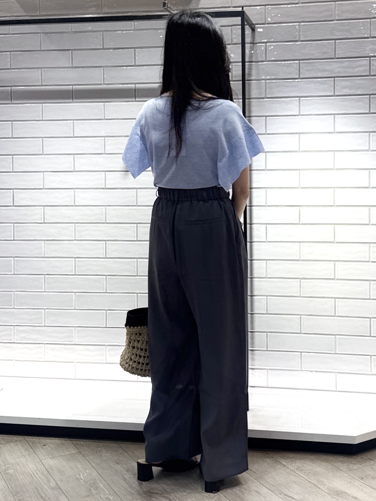 yuicciさんの「OPAQUE.CLIP｜『STORY Web7月掲載』ドライタッチラメニット《UV／洗える／6col》」を使ったコーディネート