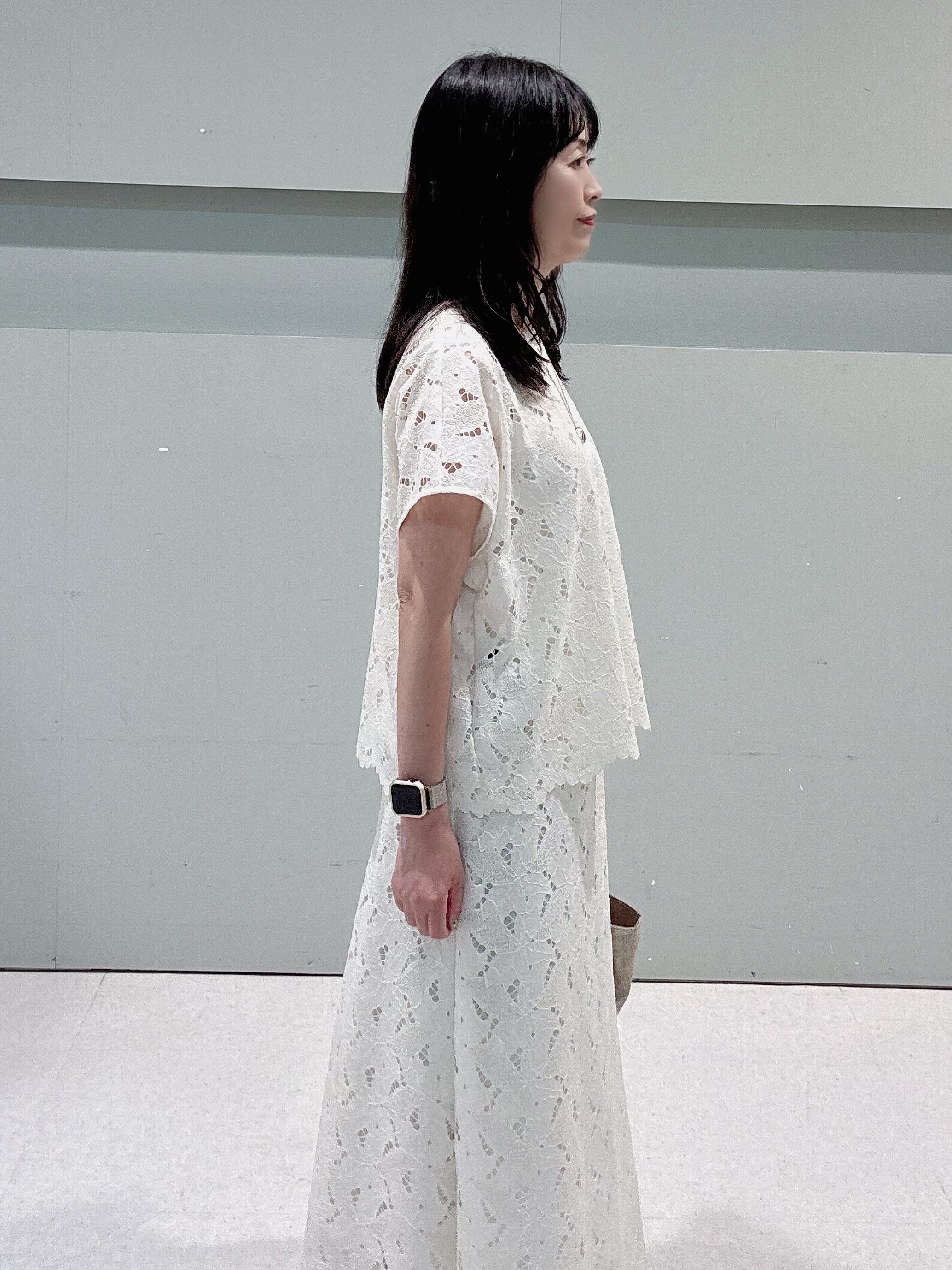makiさんの「UNTITLED｜【セットアップ可能】リーフレースブラウス」を使ったコーディネート