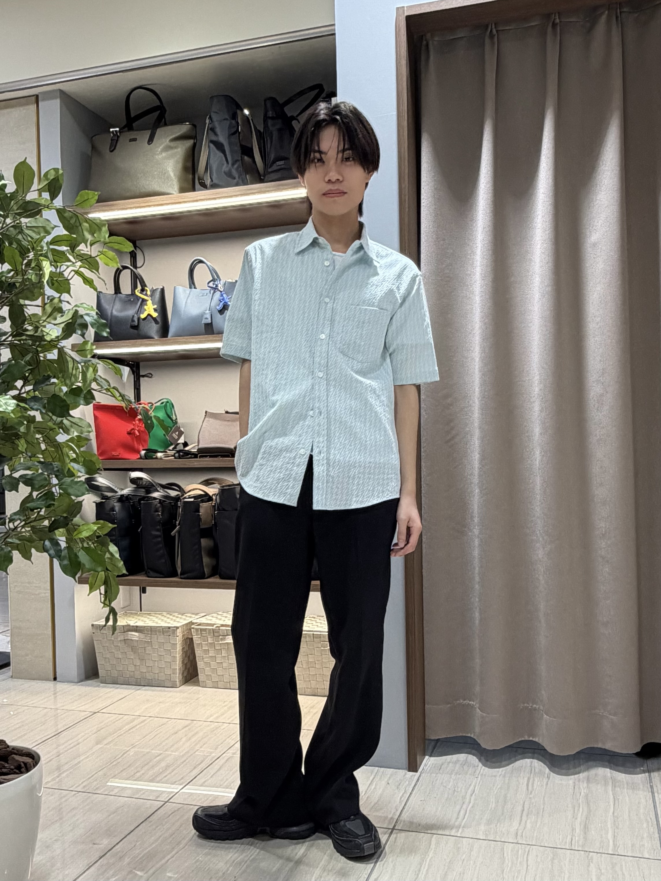 hiroさんの「TAKEO KIKUCHI｜播州織り 千鳥 半袖シャツ」を使ったコーディネート