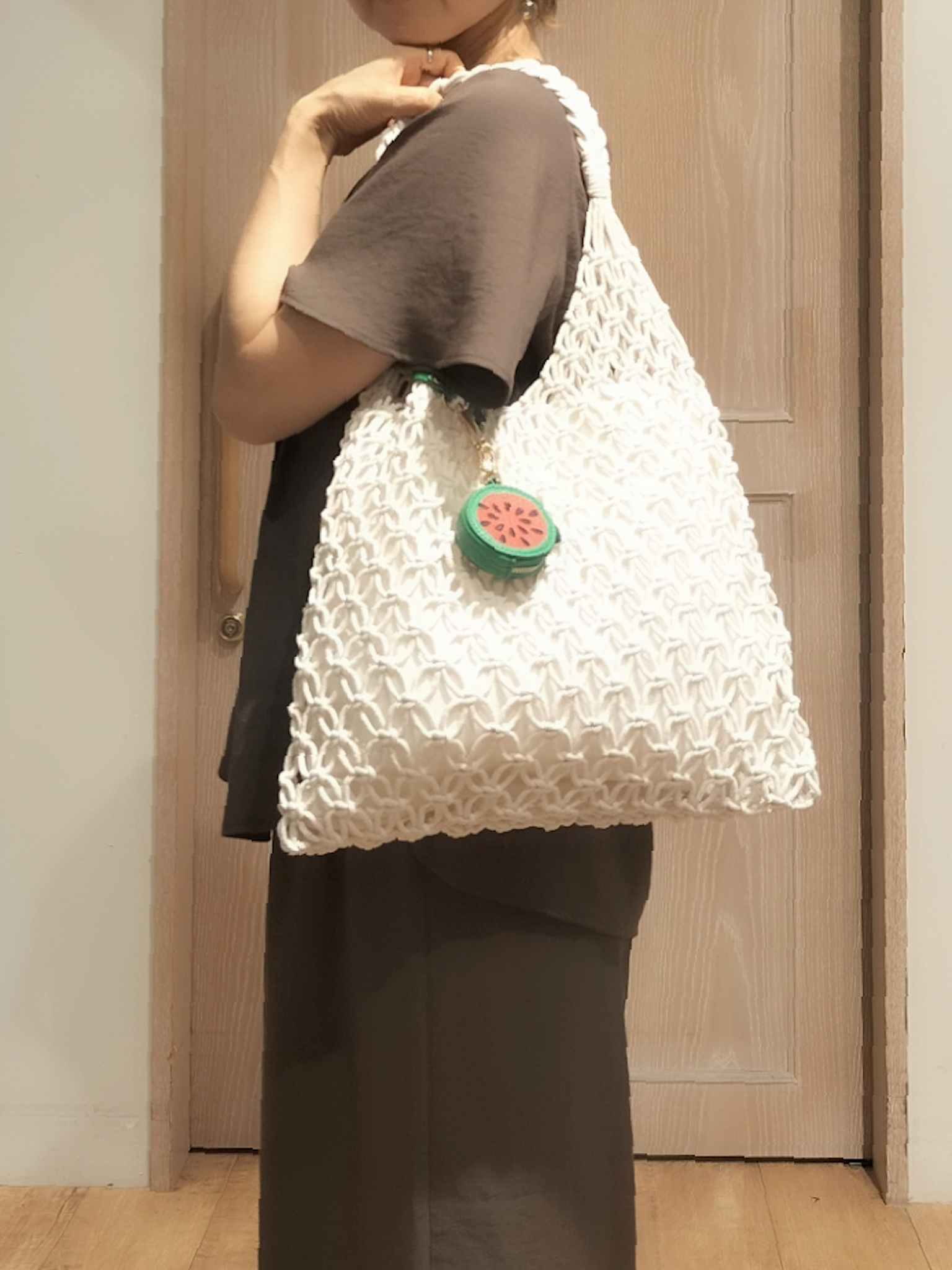 YUKIさんの「SHOO･LA･RUE｜【前後2WAY/洗濯機可/S-LL】レースデザインタンクトップ」を使ったコーディネート