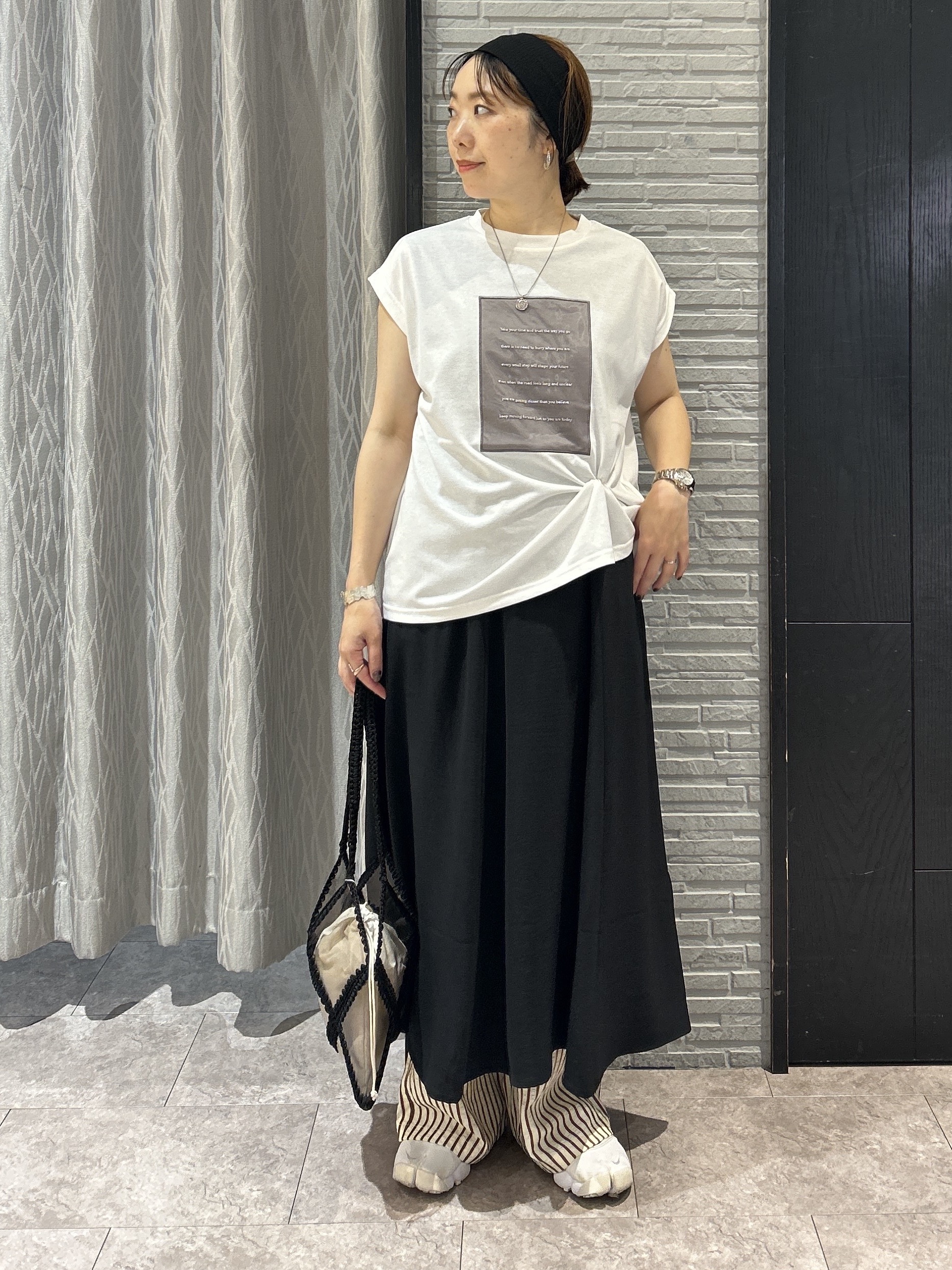 ga_riさんの「THE SHOP TK｜オーガンジー刺繍Tシャツ」を使ったコーディネート