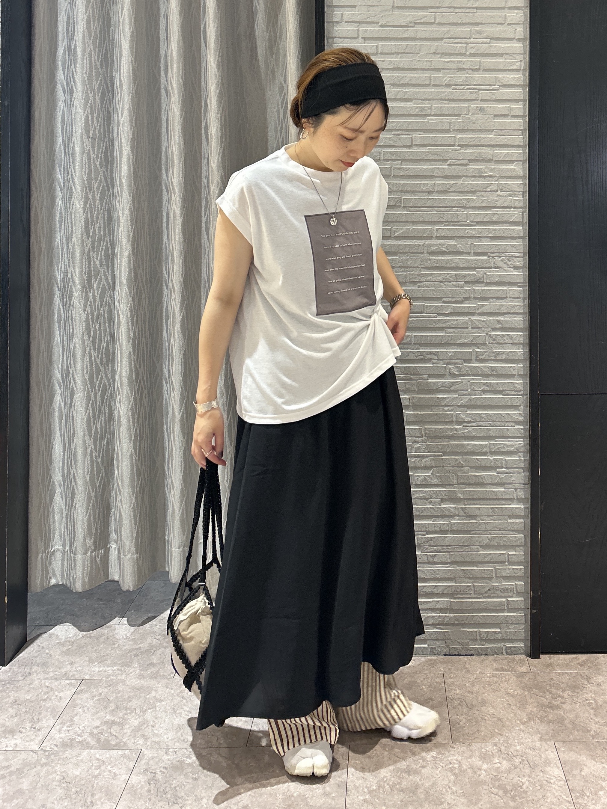 ga_riさんの「THE SHOP TK｜オーガンジー刺繍Tシャツ」を使ったコーディネート