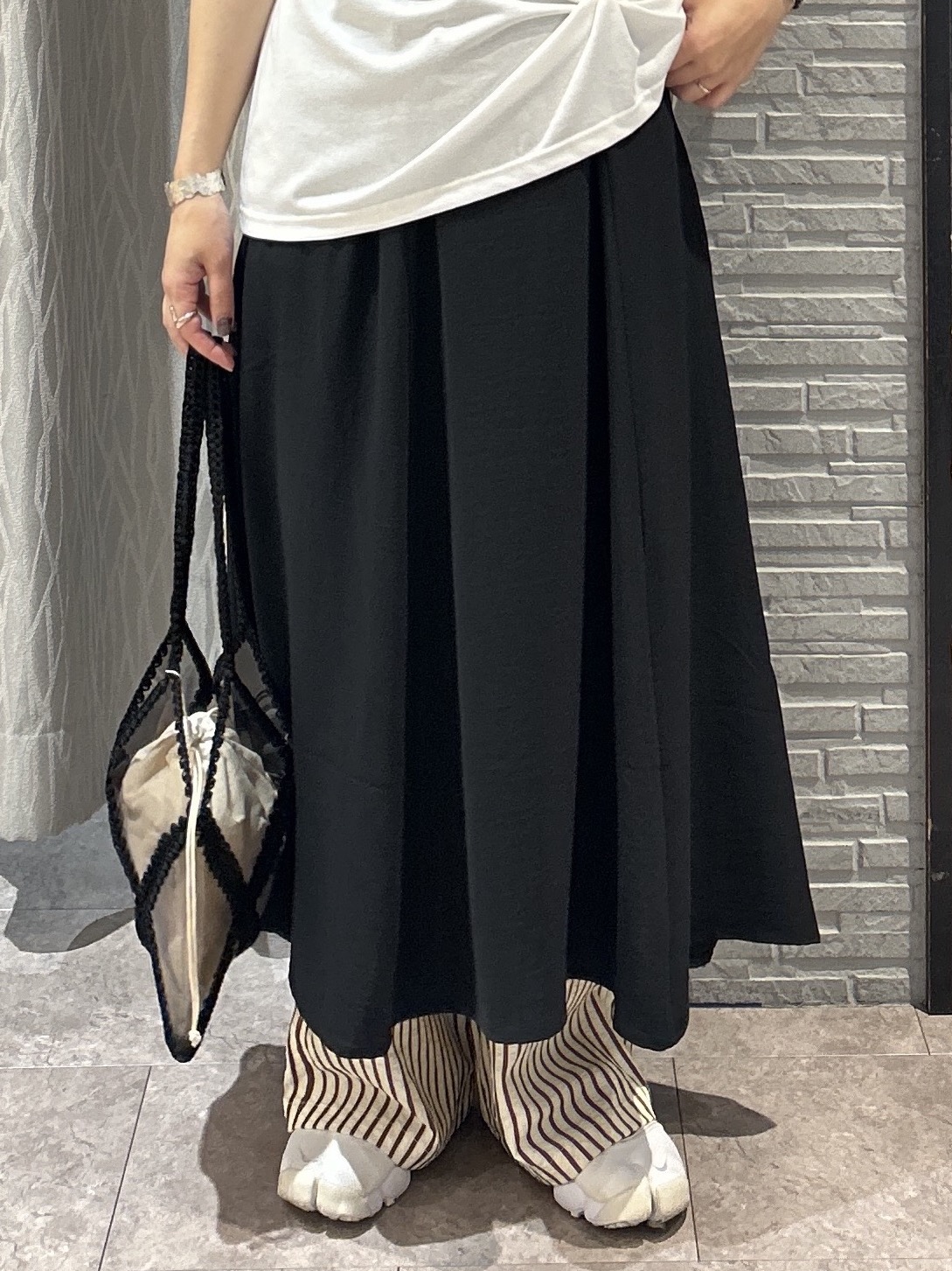 ga_riさんの「THE SHOP TK｜オーガンジー刺繍Tシャツ」を使ったコーディネート