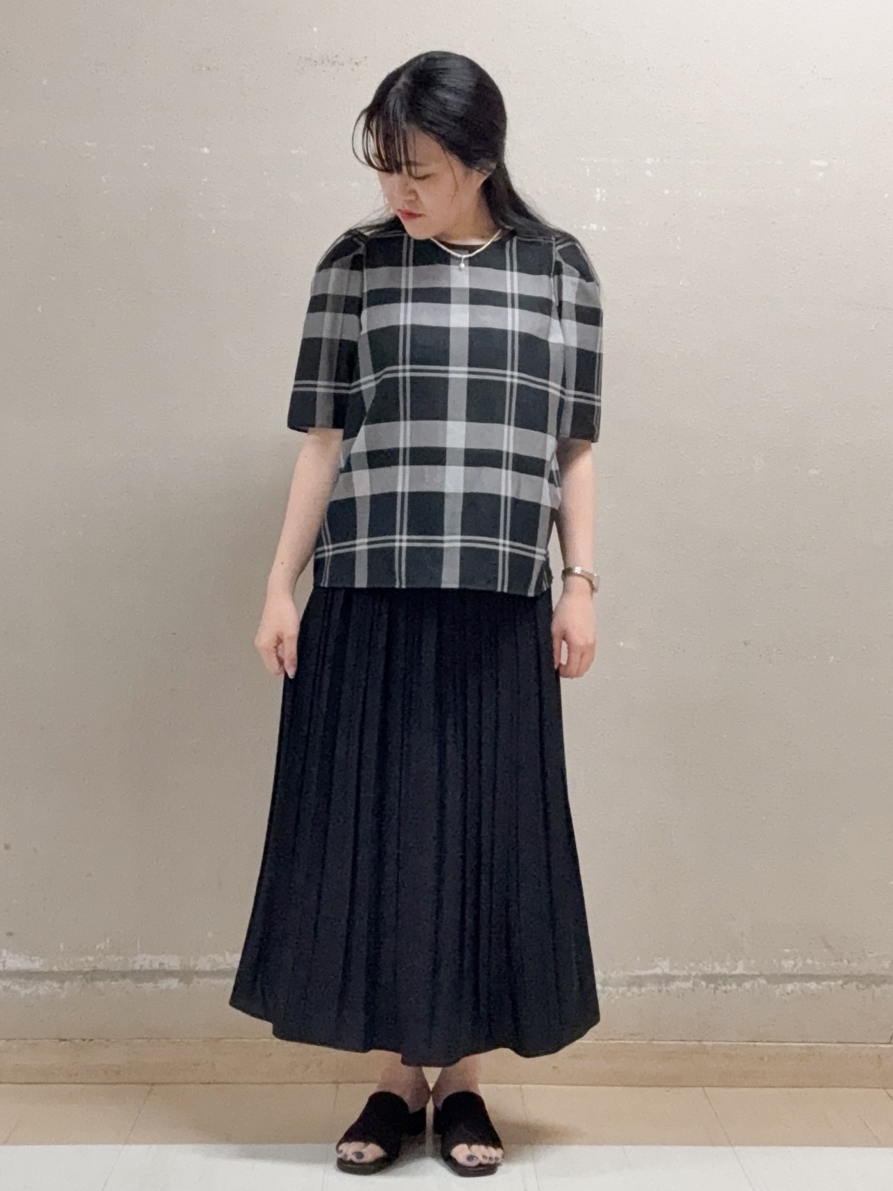  Aさんの「Reflect｜【セットアップ／手洗い可】チェック柄パフスリーブブラウス」を使ったコーディネート