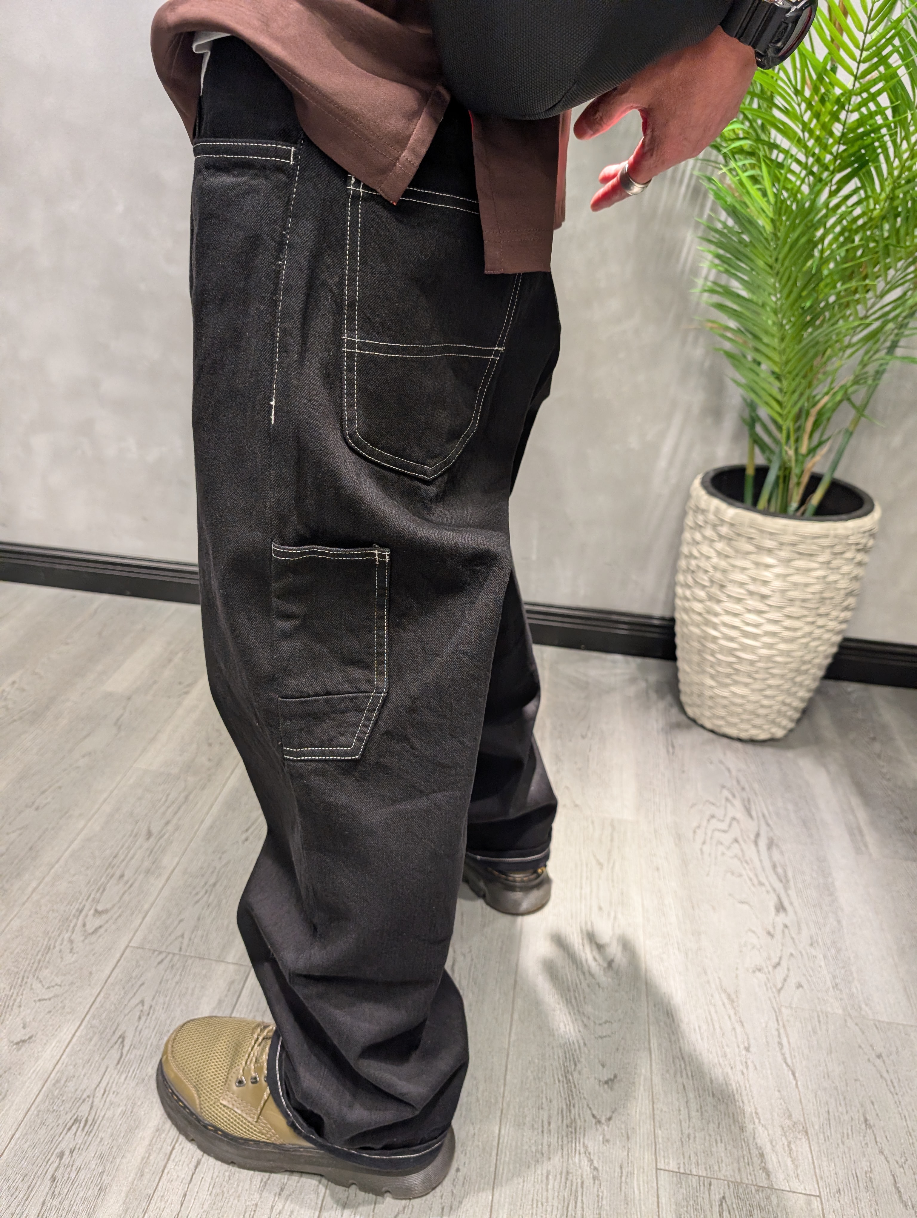 三谷義勝さんの「TAKEO KIKUCHI｜【BOWLER HAT LABEL】アイスクリアコットン ボーラーハットウォーカー ポロシャツ」を使ったコーディネート