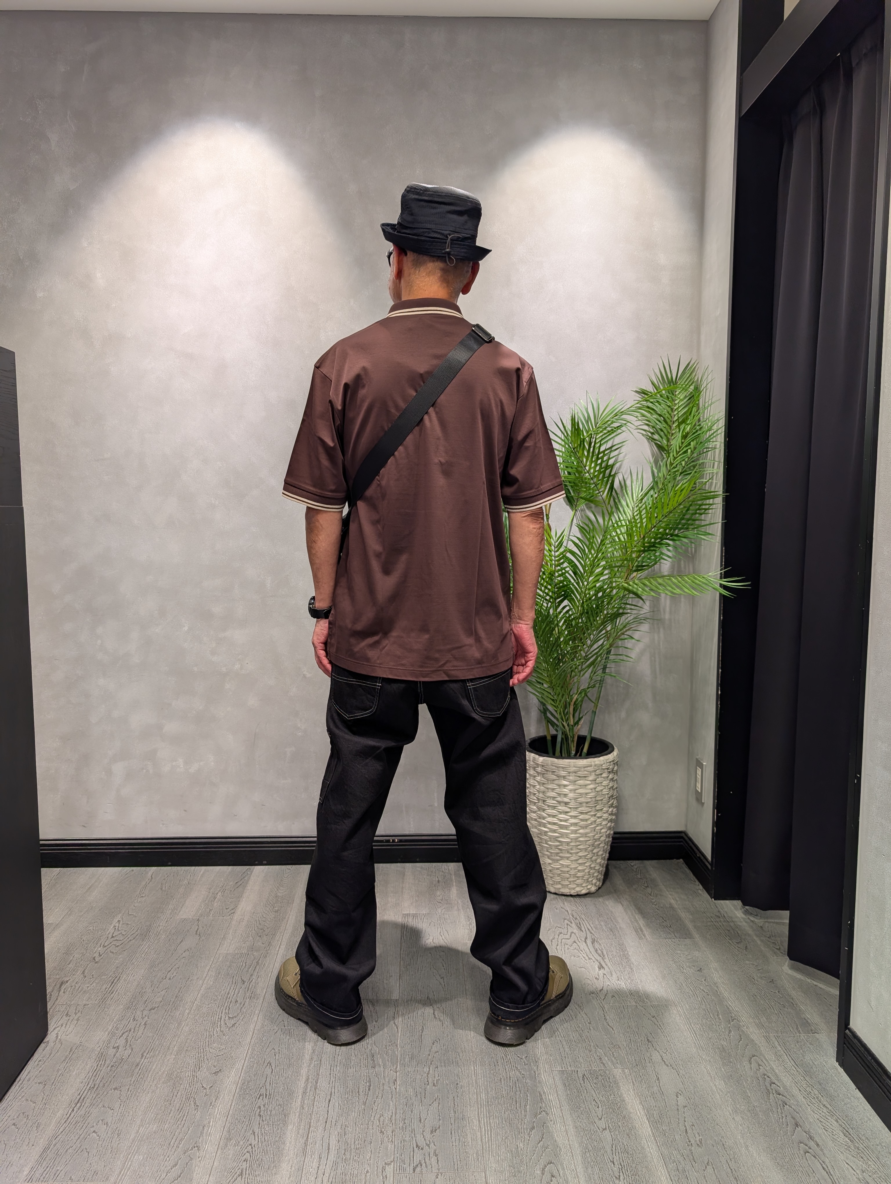 三谷義勝さんの「TAKEO KIKUCHI｜【BOWLER HAT LABEL】アイスクリアコットン ボーラーハットウォーカー ポロシャツ」を使ったコーディネート