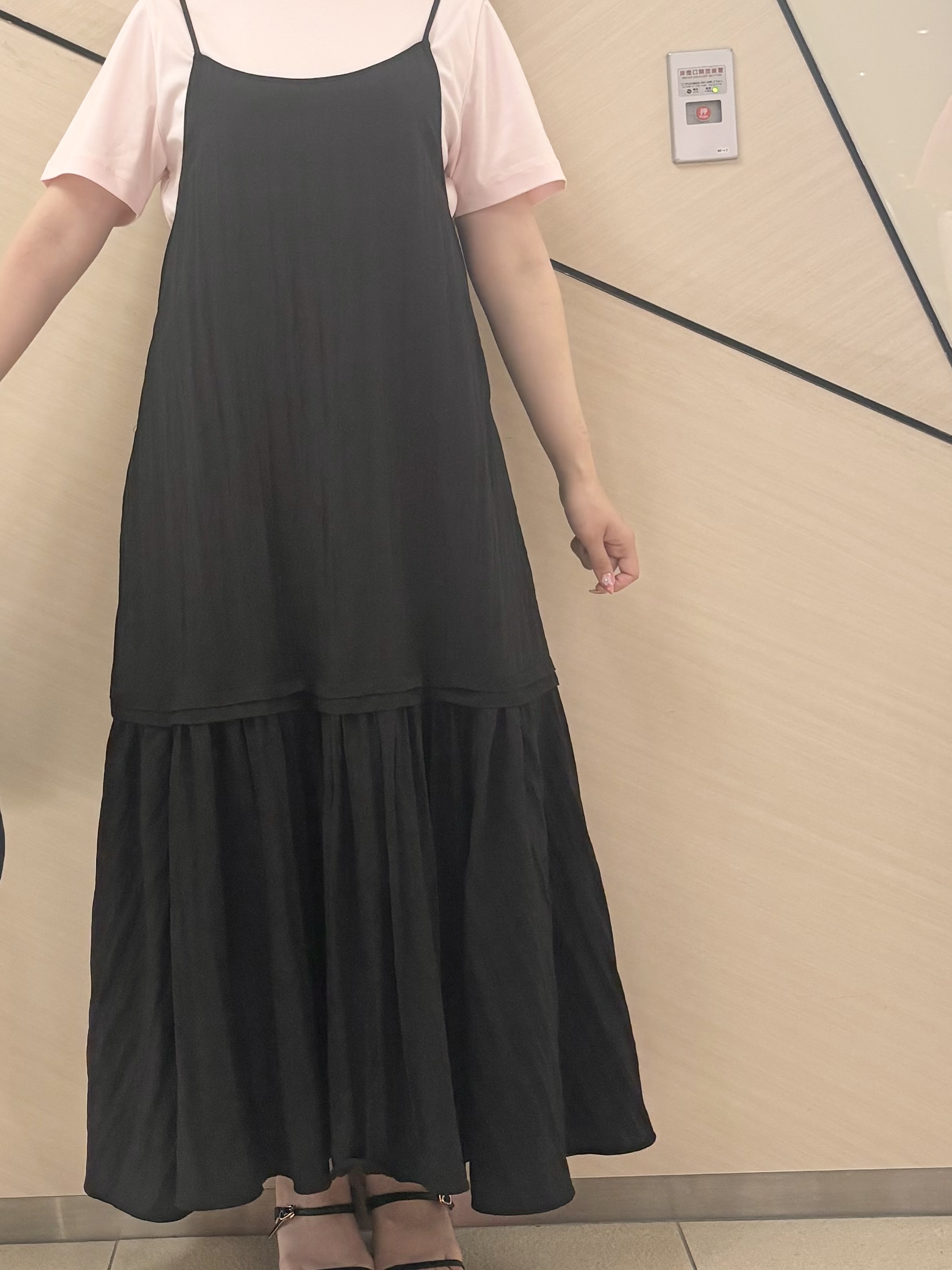 Rinaさんの「DRESSTERIOR｜【otonaMUSE5月号掲載】スキニーベルトサンダル」を使ったコーディネート