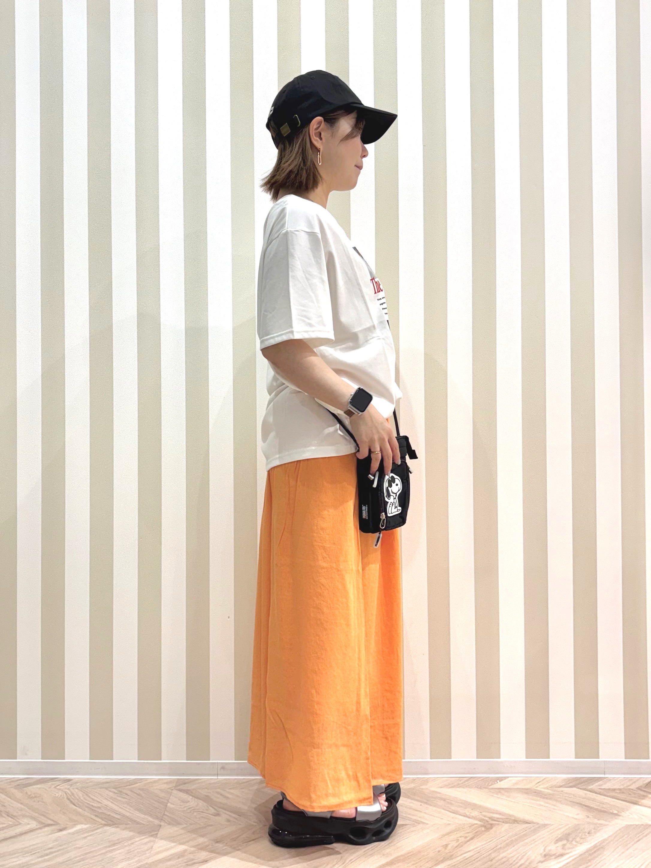 ナギさんの「SHOO･LA･RUE｜【ひんやり/S-LL】選べる4柄　デイリー使いにぴったりなアソートTシャツ」を使ったコーディネート