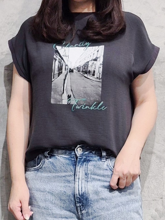 ひさえさんの「THE SHOP TK｜【ひんやりさらさら】軽やかに着られる プリントTシャツ」を使ったコーディネート