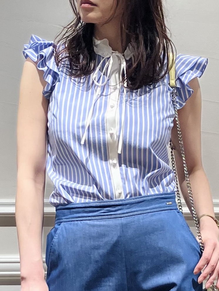 TSUKUIさんの「DRESSTERIOR｜クレリック ウィングスリーブ ブラウス」を使ったコーディネート
