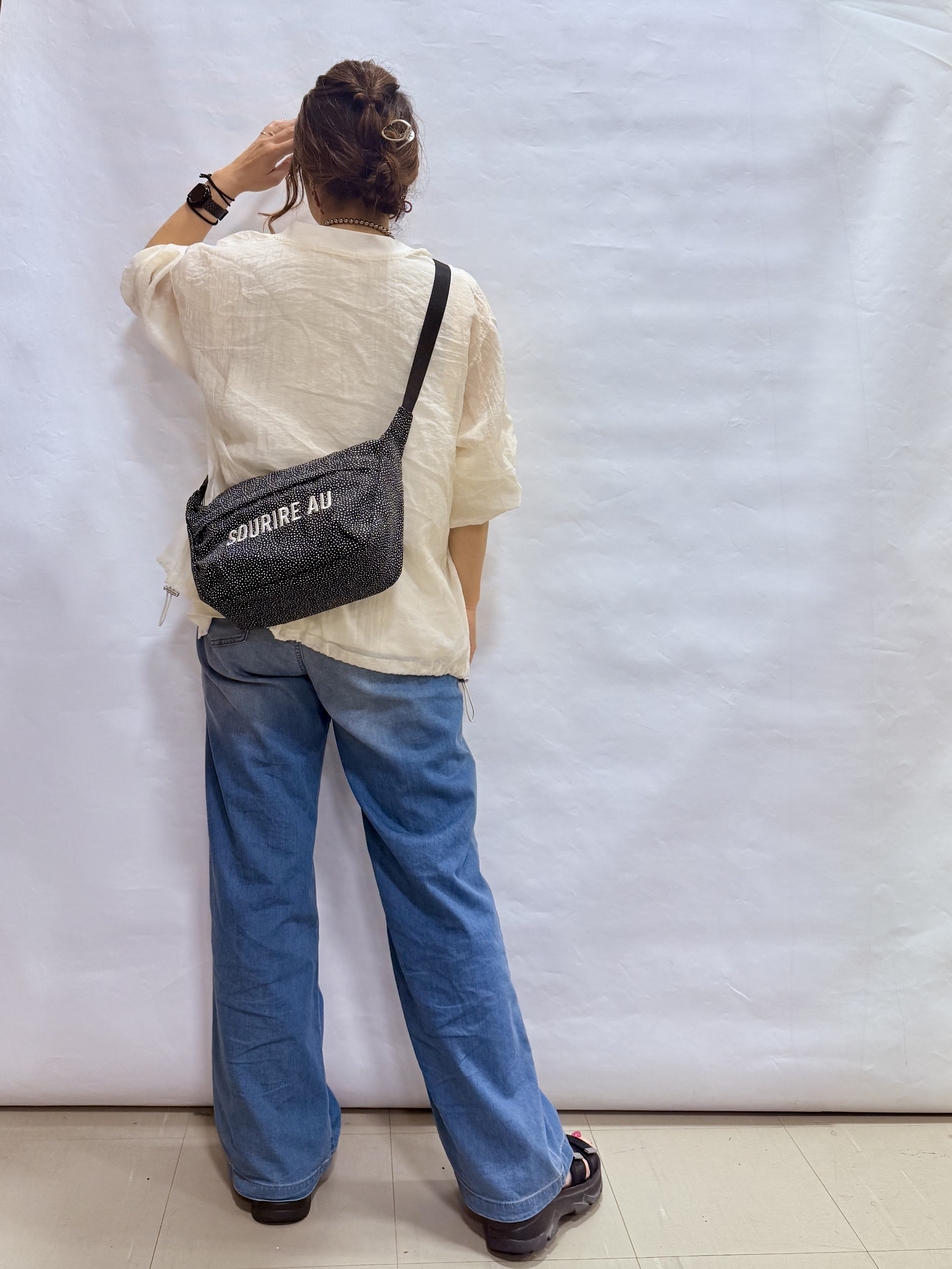 fuuさんの「SHOO･LA･RUE｜【S-LL/洗濯機可】夏に使える 程よい透け感のシアーブルゾン」を使ったコーディネート