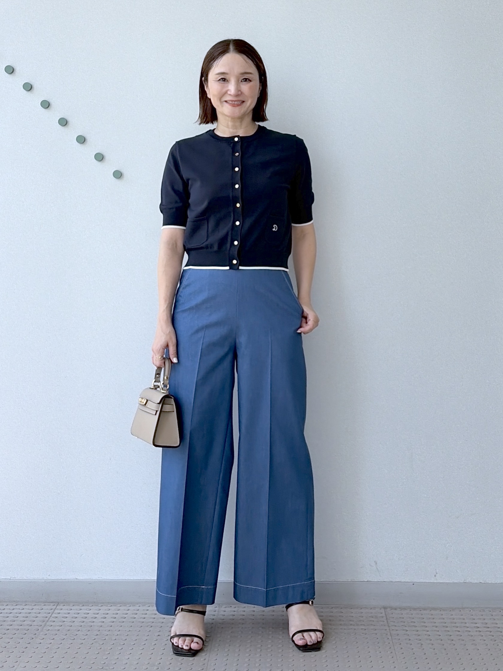 yoshikadoさんの「DRESSTERIOR｜【otonaMUSE5月号掲載】スキニーベルトサンダル」を使ったコーディネート