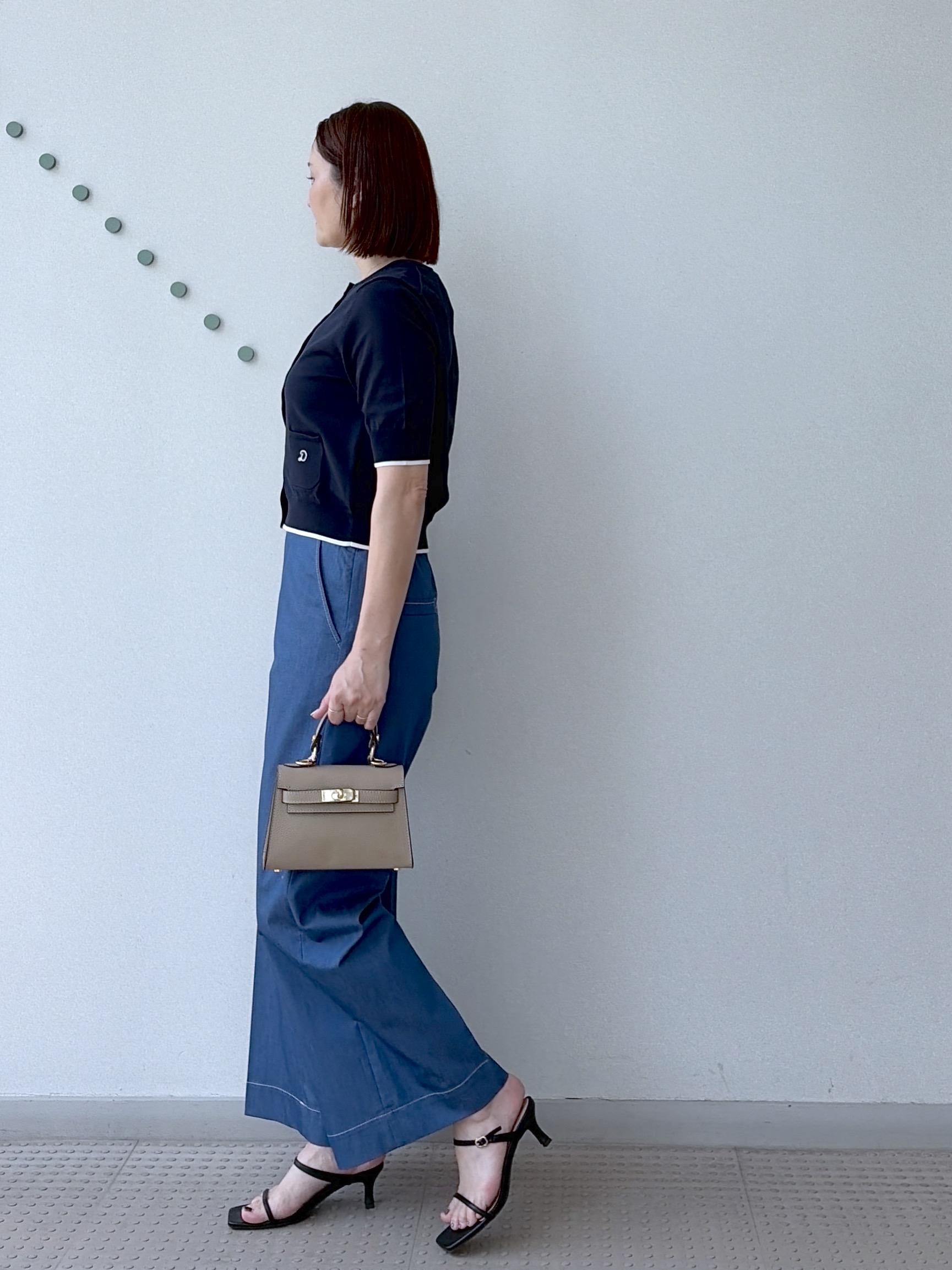 yoshikadoさんの「DRESSTERIOR｜【otonaMUSE5月号掲載】スキニーベルトサンダル」を使ったコーディネート