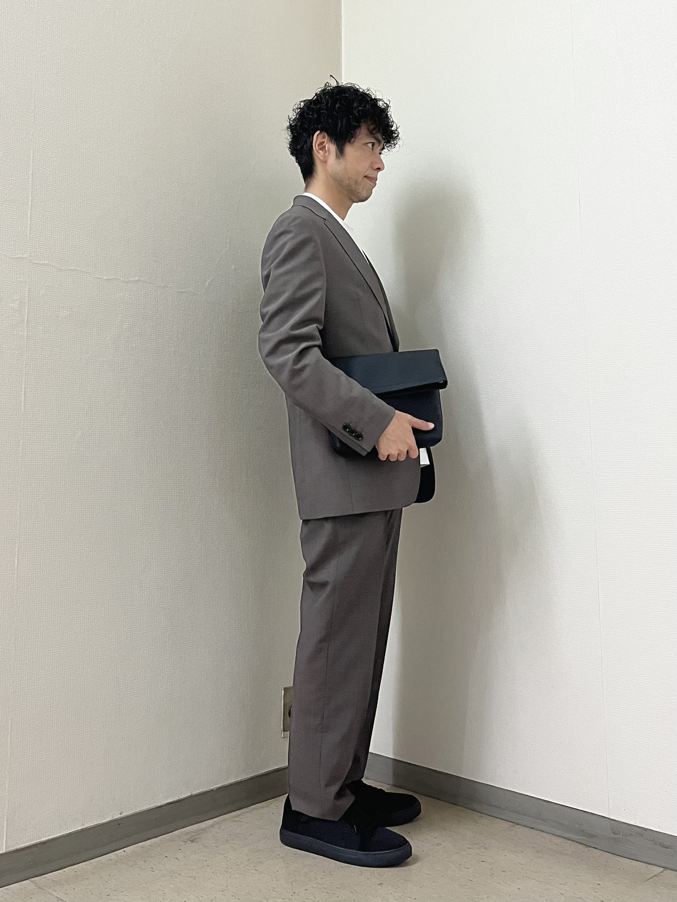 URAさんの「TAKEO KIKUCHI｜【BOWLER HAT LABEL】TWトロピカルシャンブレー JAZZジャケット」を使ったコーディネート