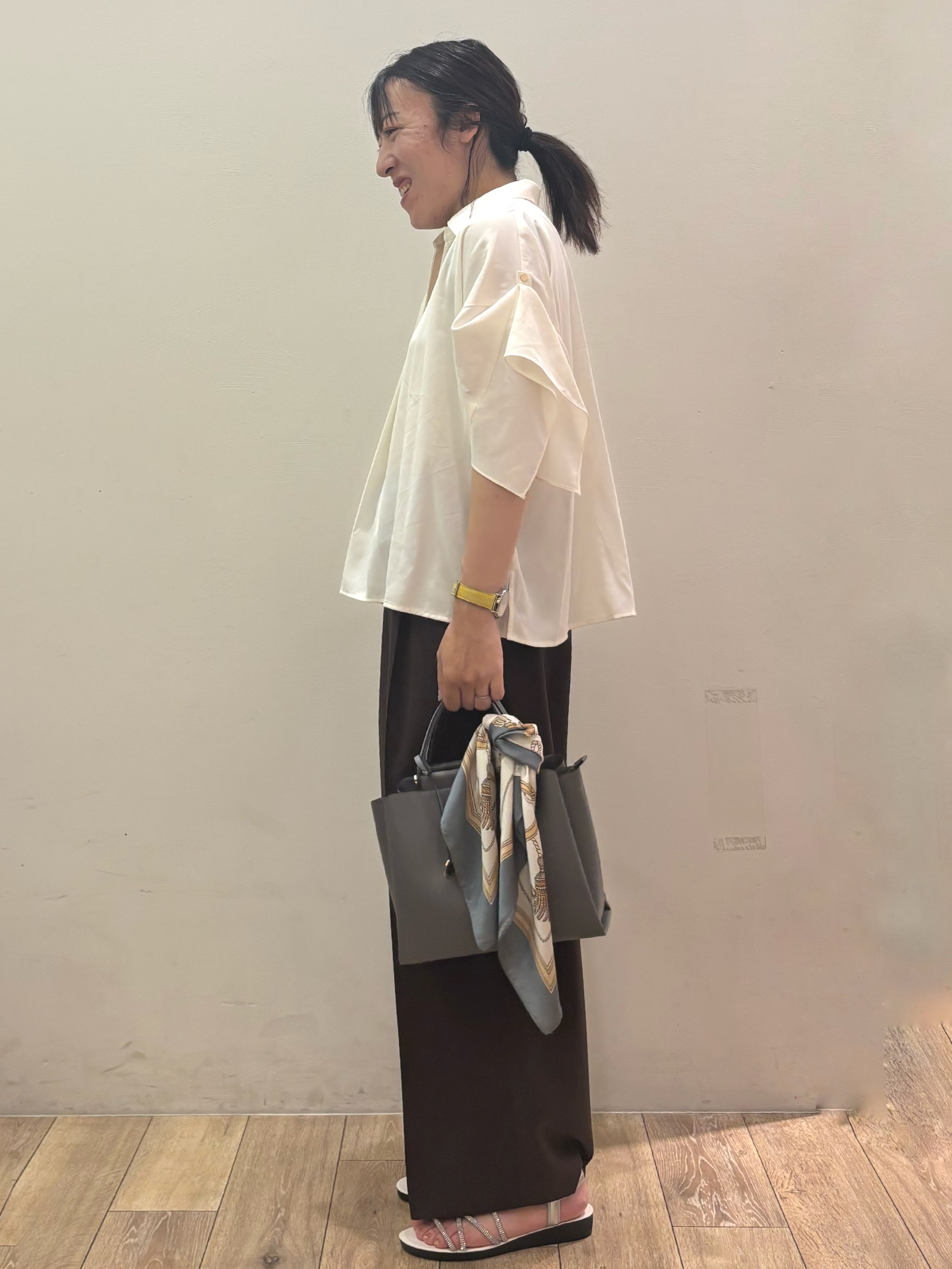 りょうさんの「OPAQUE.CLIP｜【UV／接触冷感／吸水速乾／】タックスリーブスキッパーブラウス《洗濯機OK》」を使ったコーディネート