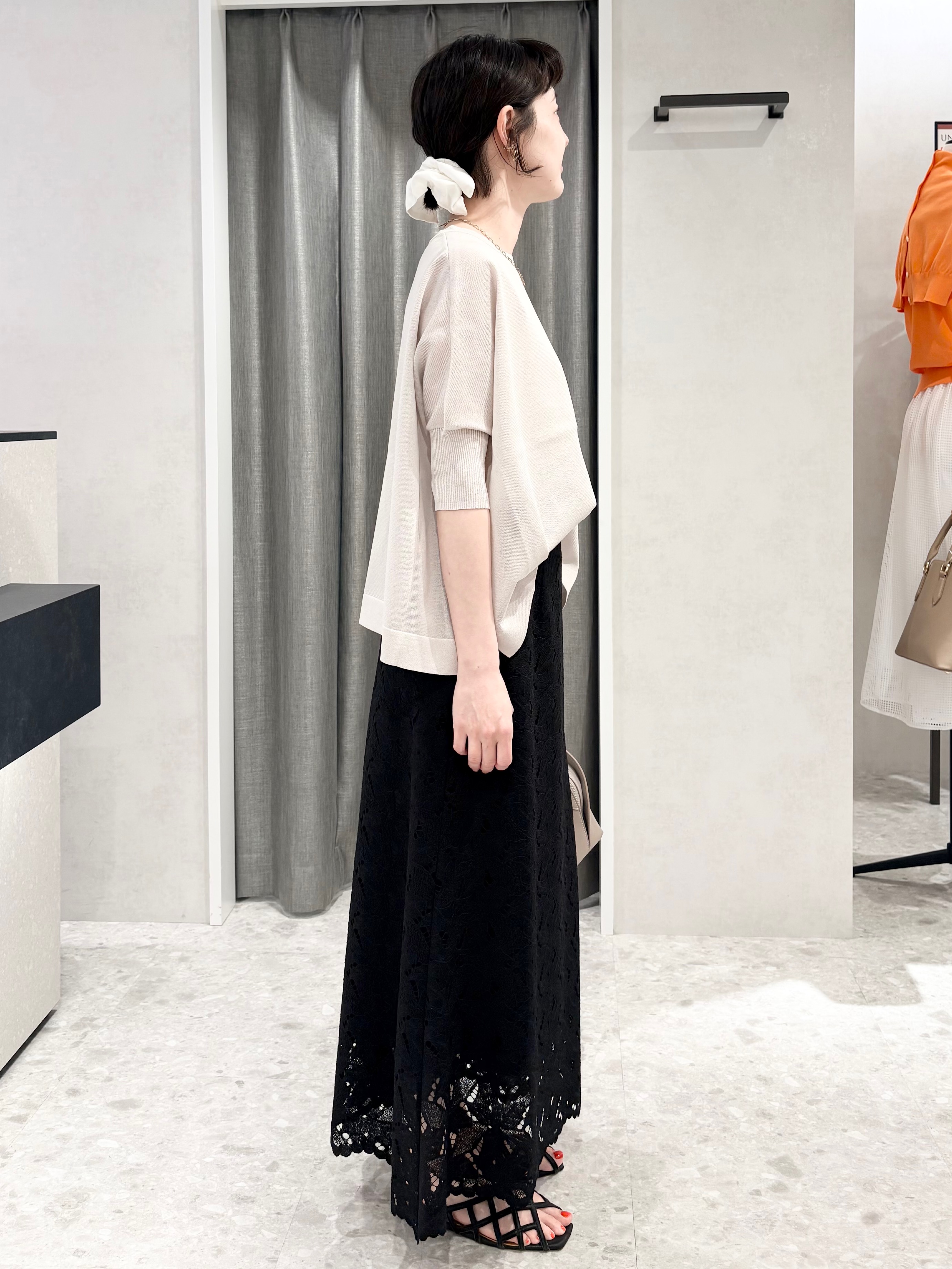 サオリさんの「UNTITLED｜【アンサンブル可/洗える】シアーレーヨンニット」を使ったコーディネート