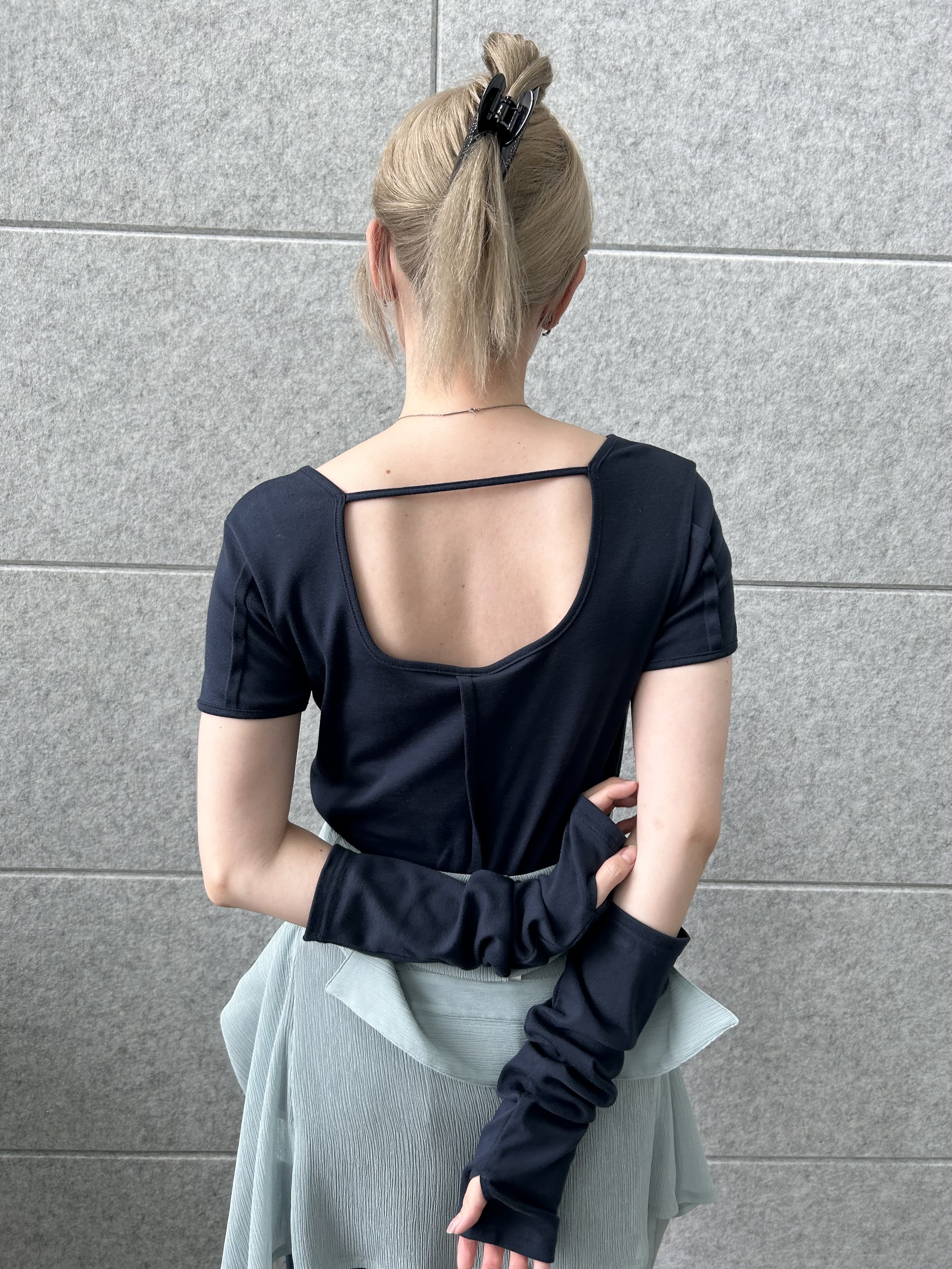 honoka Aさんの「CODE A｜arm cover square neck dress」を使ったコーディネート