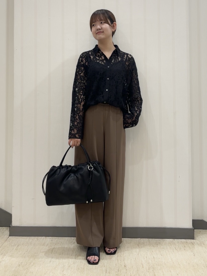 ちひさんの「INDIVI｜【洗える／トレンド】大人レースシャツ」を使ったコーディネート
