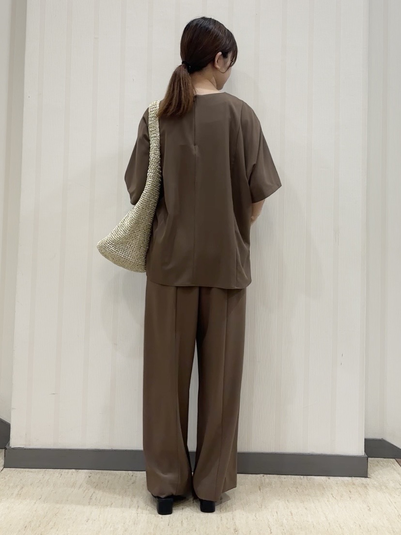 ちひさんの「INDIVI｜【着る日傘】イージーワイドパンツ」を使ったコーディネート