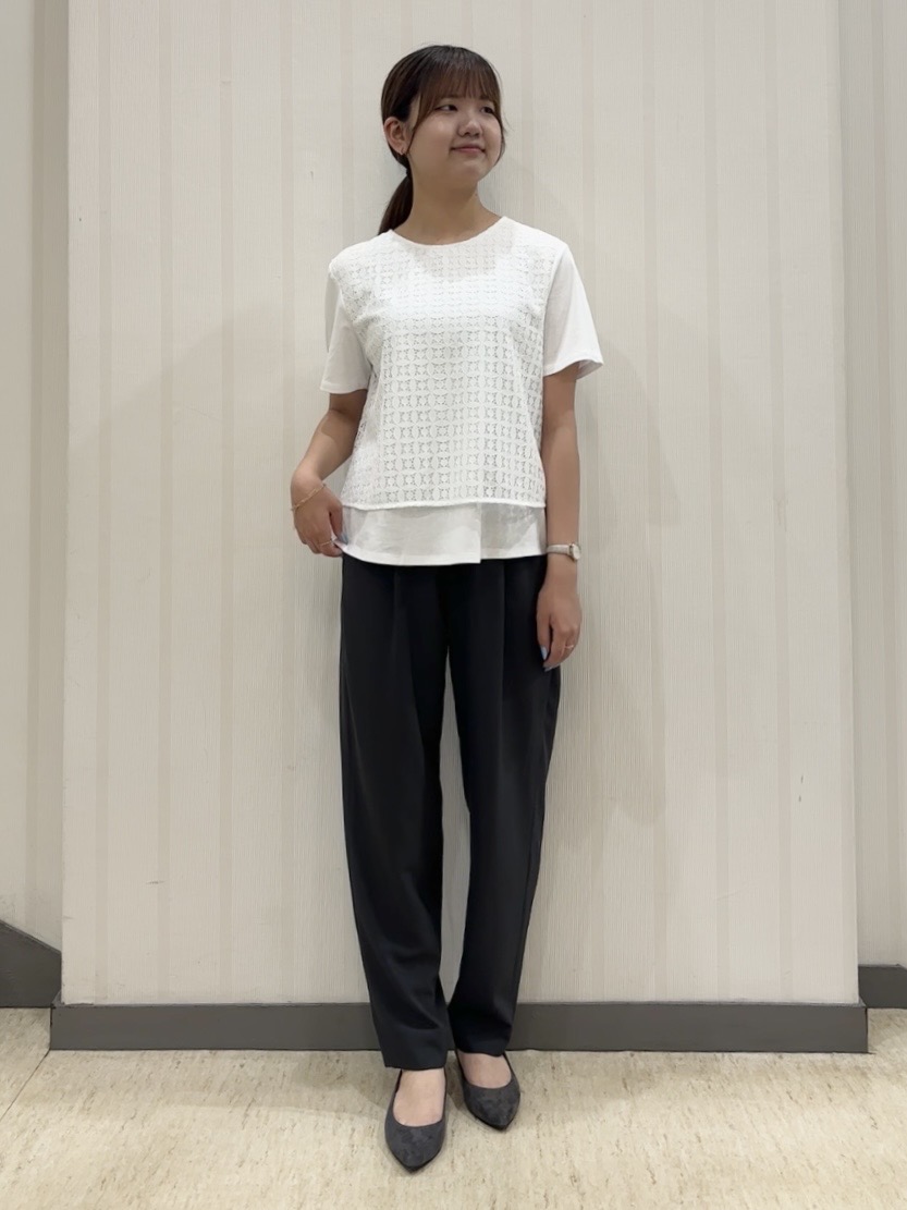 ちひさんの「INDIVI｜【着る日傘】イージーテーパードパンツ」を使ったコーディネート
