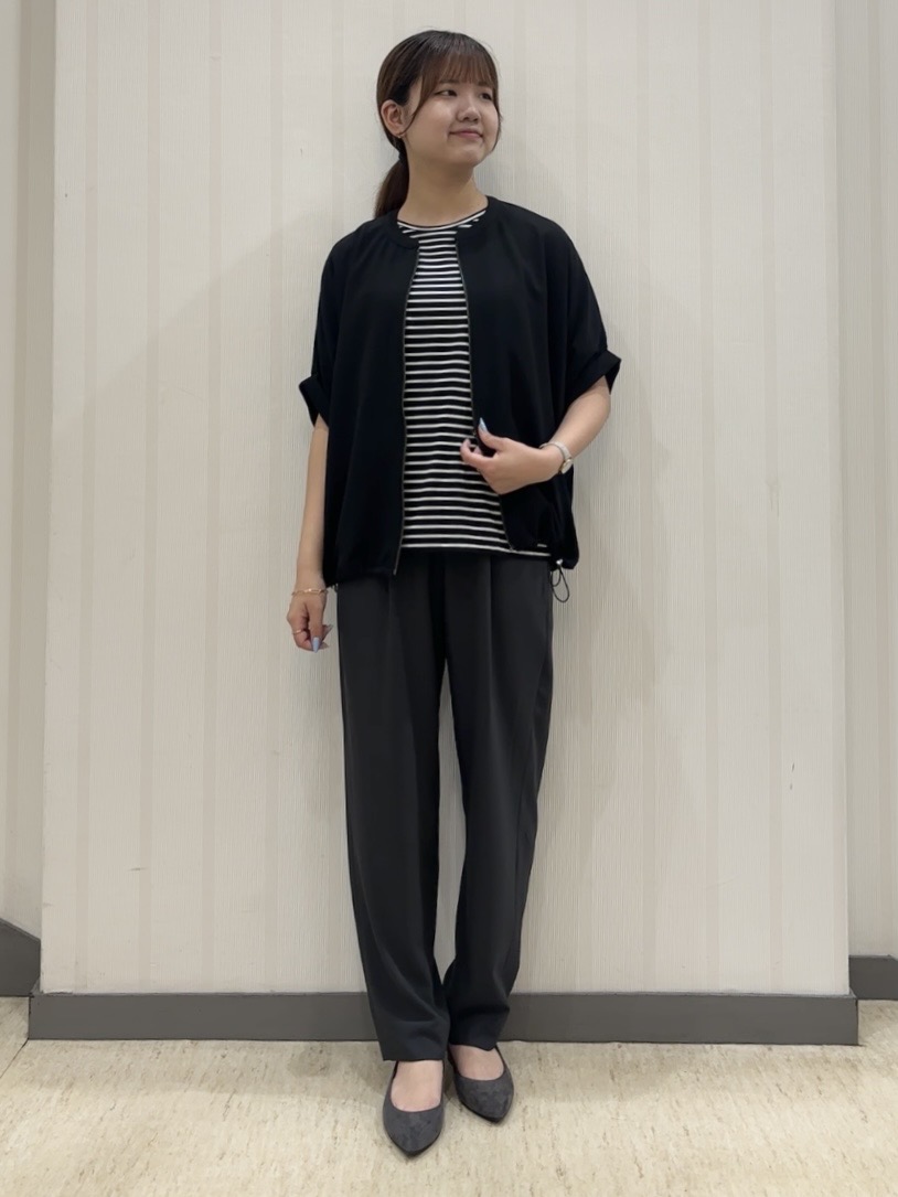 ちひさんの「INDIVI｜【着る日傘】イージーテーパードパンツ」を使ったコーディネート