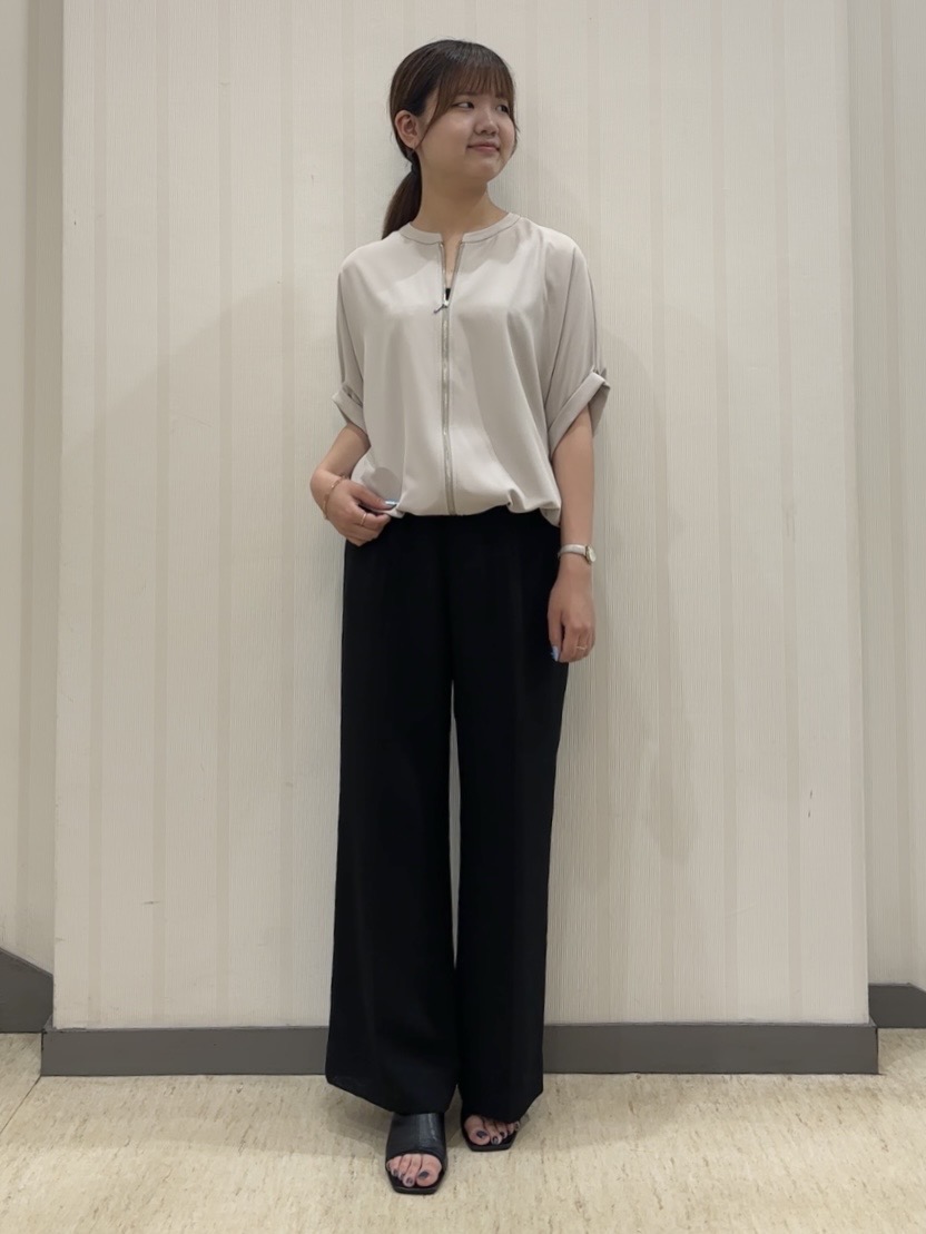 ちひさんの「INDIVI｜【洗える／メッシュ素材／SETUP可能】ワイドパンツ」を使ったコーディネート