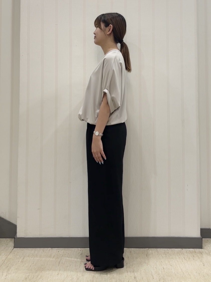 ちひさんの「INDIVI｜【洗える／メッシュ素材／SETUP可能】ワイドパンツ」を使ったコーディネート