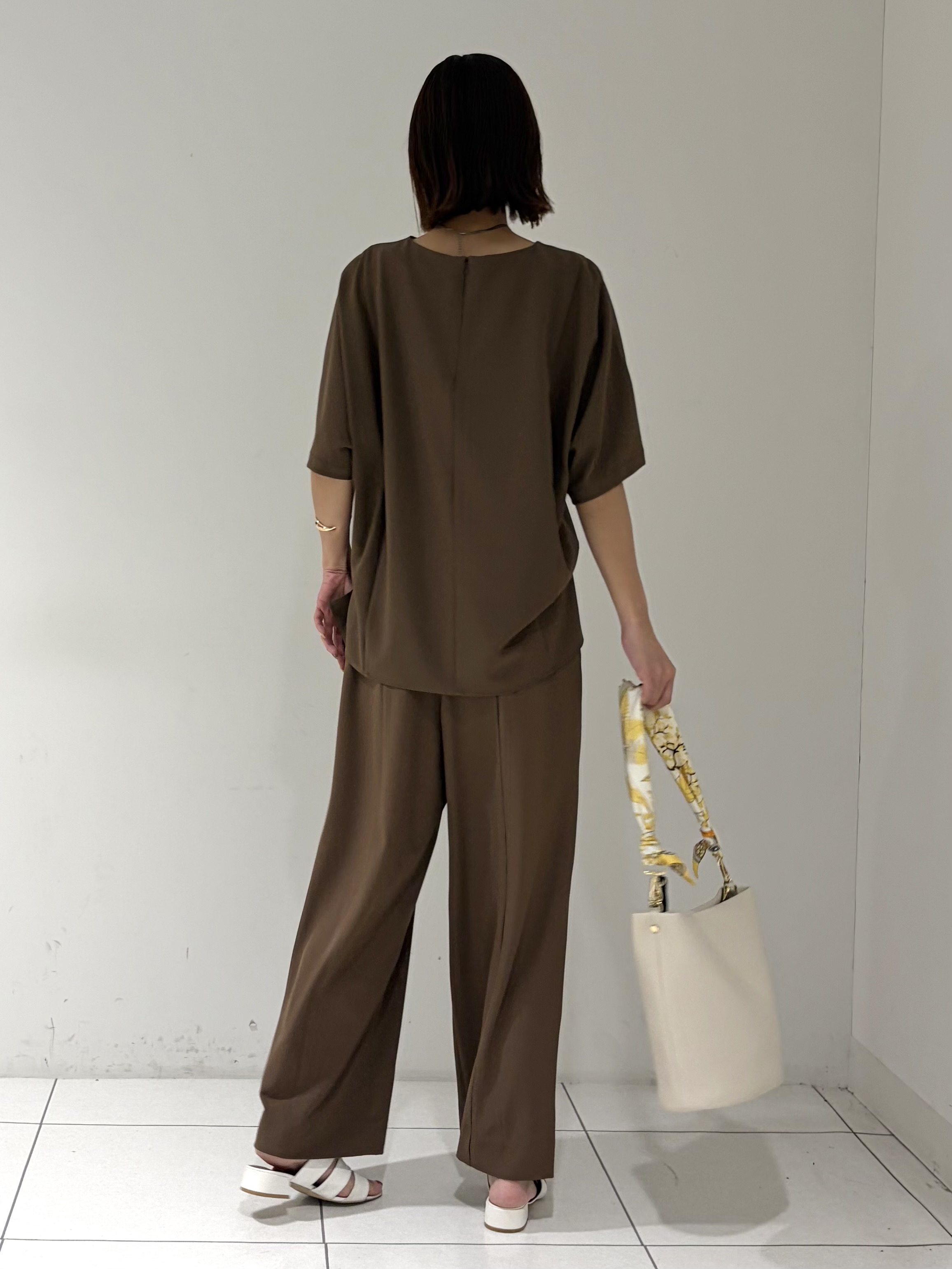 shioriさんの「INDIVI｜【着る日傘】ドルマントップス」を使ったコーディネート