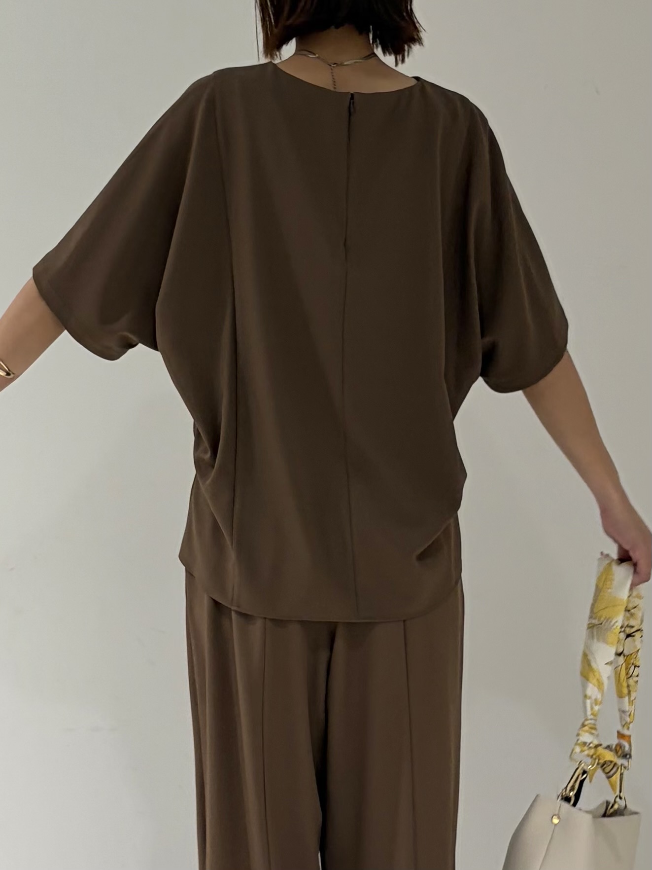 shioriさんの「INDIVI｜【着る日傘】ドルマントップス」を使ったコーディネート